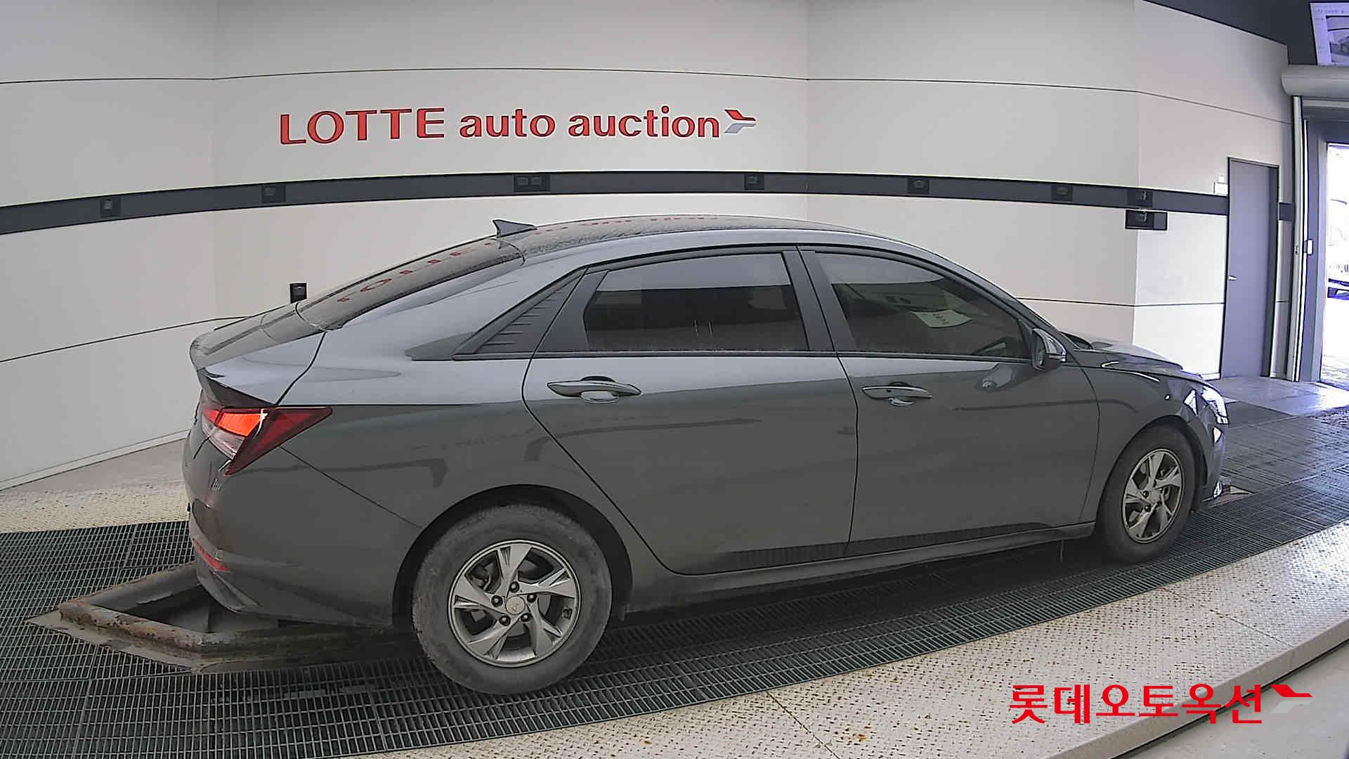 Hyundai Avante id 3628745 из Кореи 18