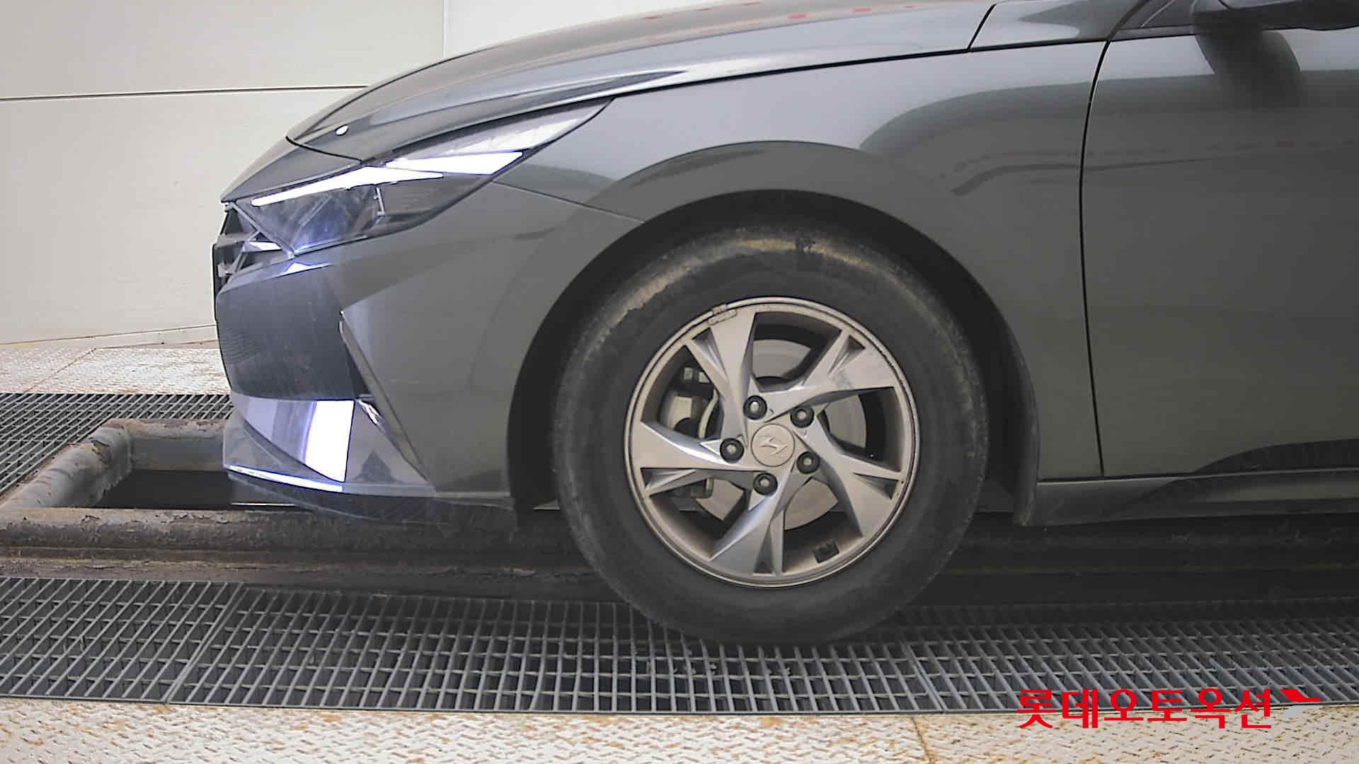 Hyundai Avante id 3628745 из Кореи 21