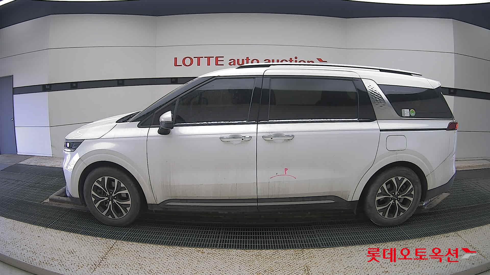 Kia Carnival id 3628840 из Кореи 7