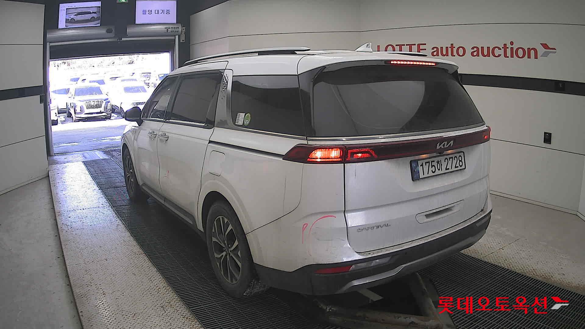 Kia Carnival id 3628840 из Кореи 9