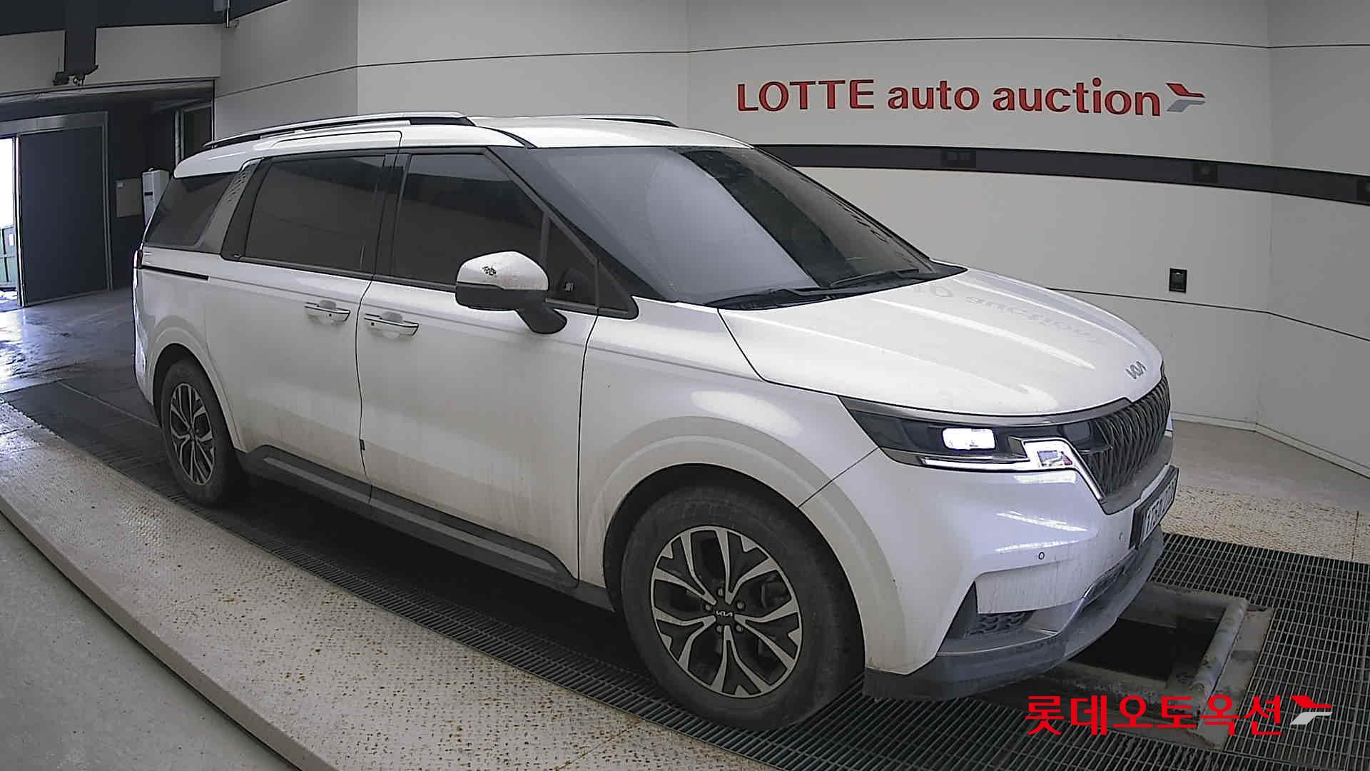 Kia Carnival id 3628840 из Кореи 16