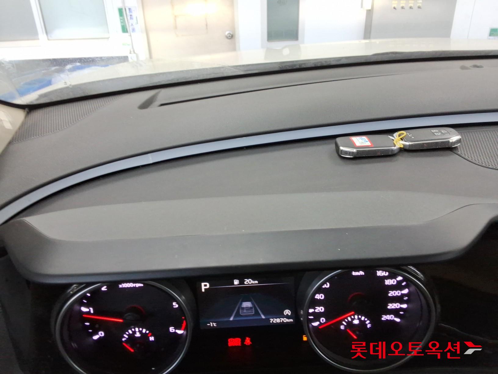 Kia Carnival id 3628840 из Кореи 33