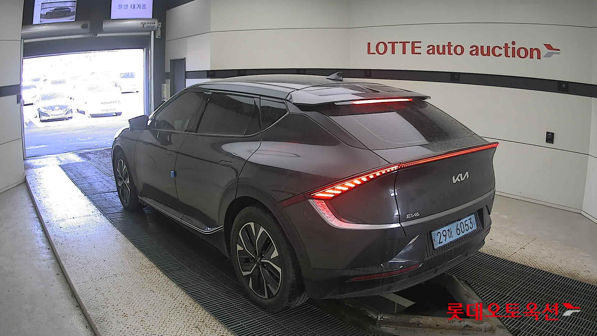 Kia EV6 2022 Interstellagray из Кореи, фото 6