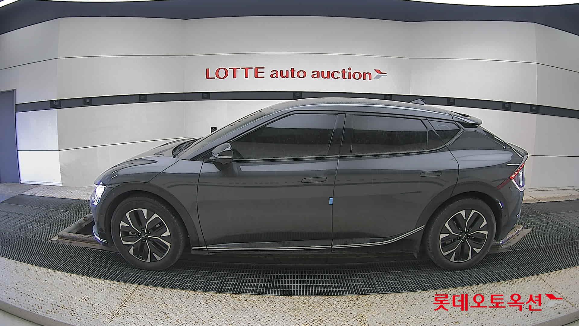 Kia EV6 id 3633632 из Кореи 7