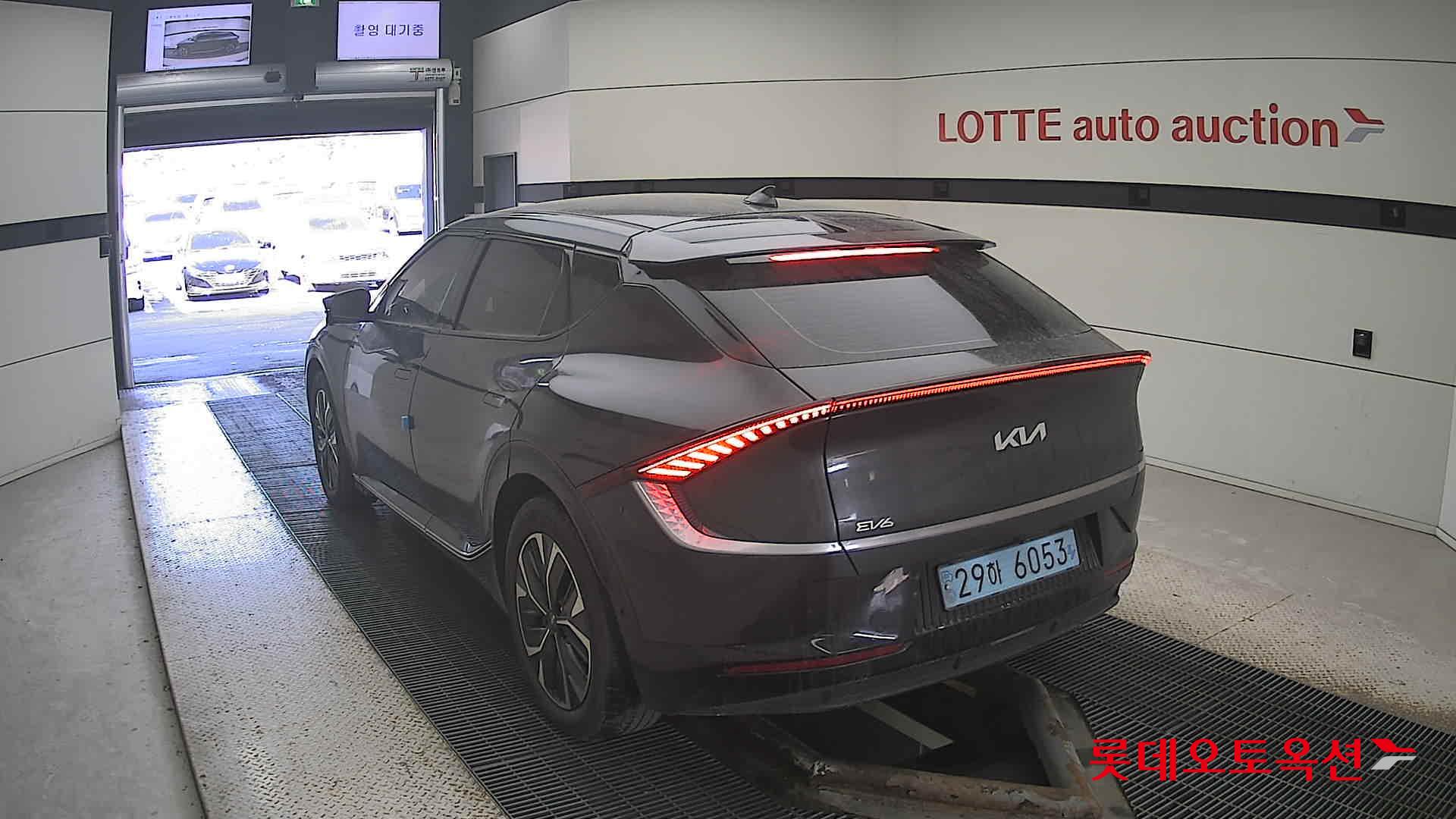 Kia EV6 id 3633632 из Кореи 9