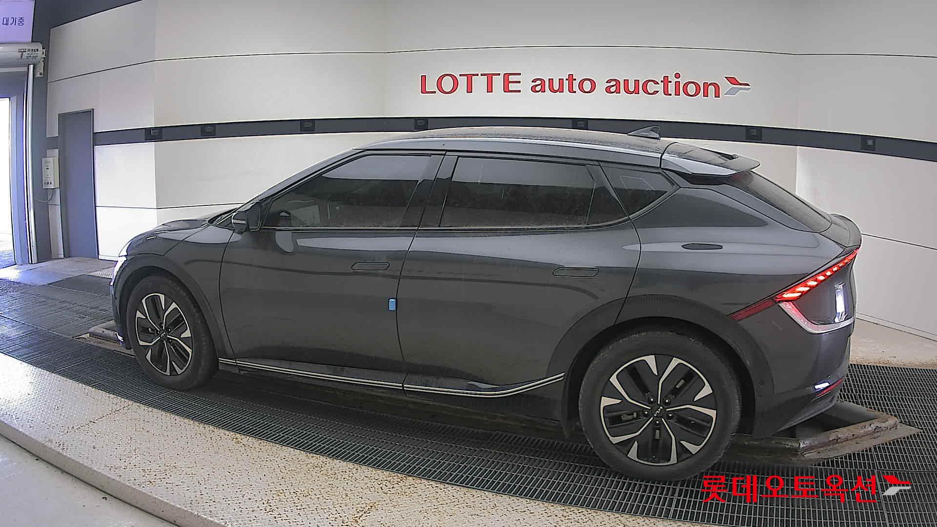 Kia EV6 id 3633632 из Кореи 11