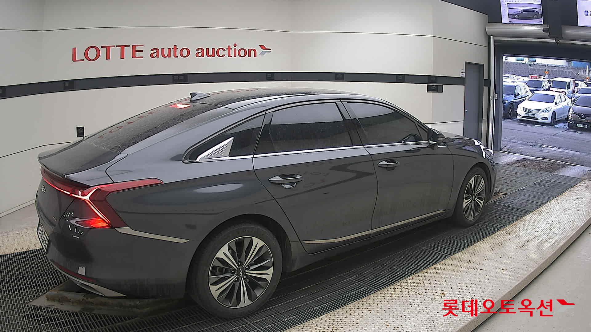 صورة إضافية