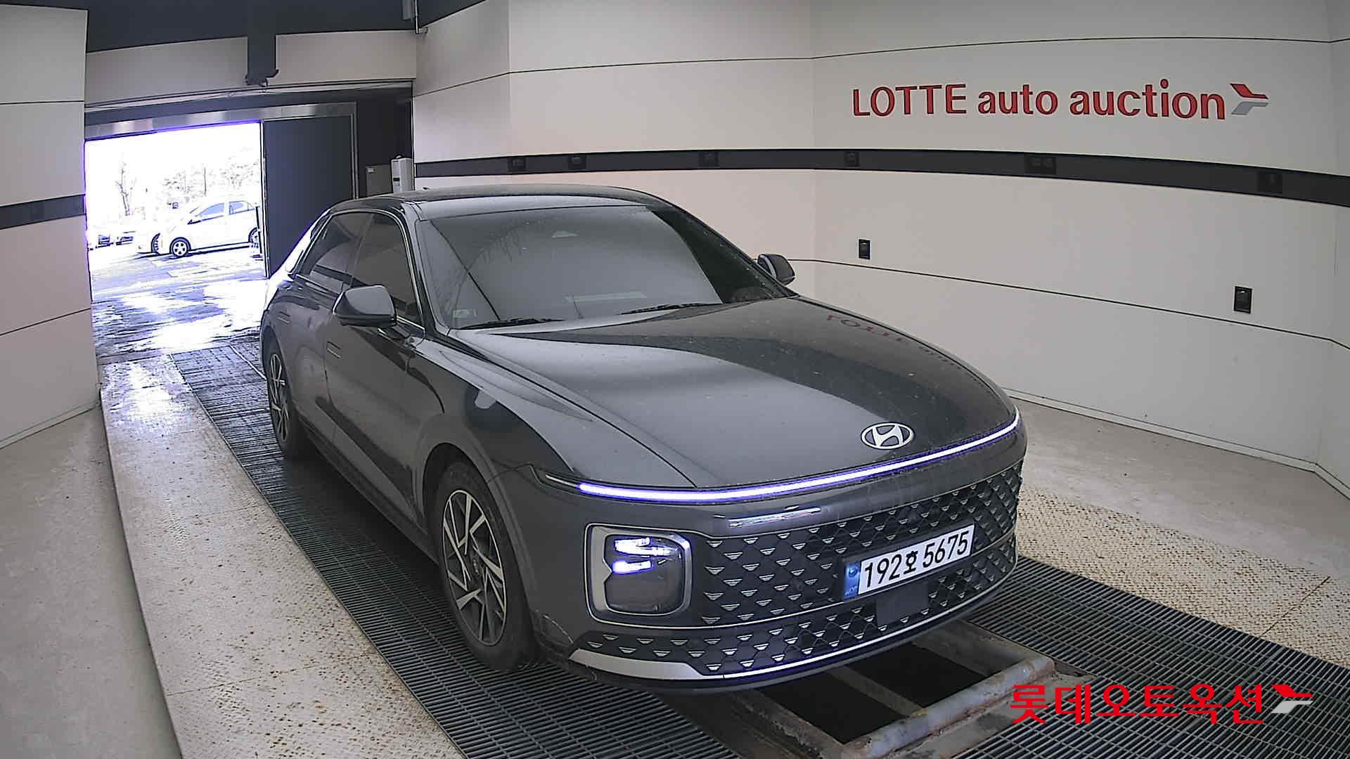 Hyundai Grandeur Hybrid id 3628747 из Кореи 15