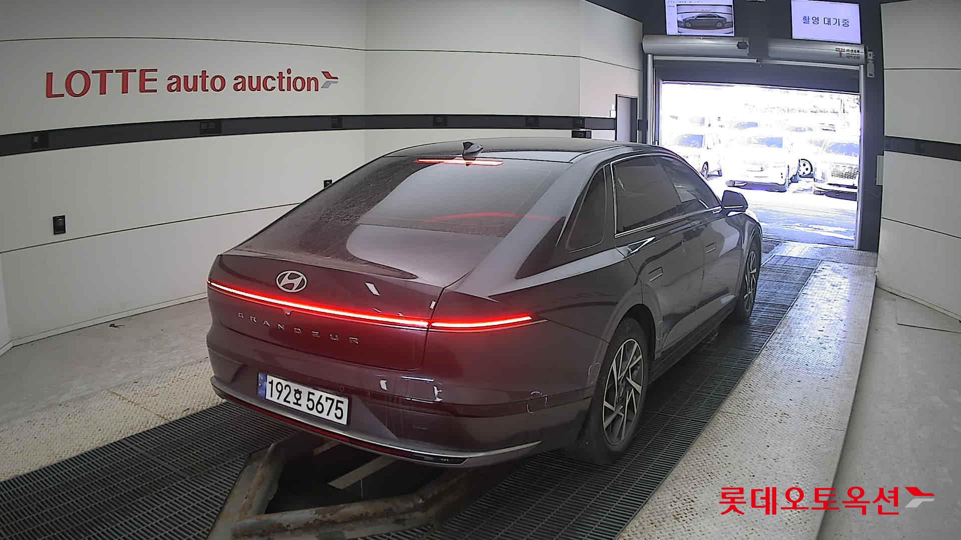 Hyundai Grandeur Hybrid id 3628747 из Кореи 20
