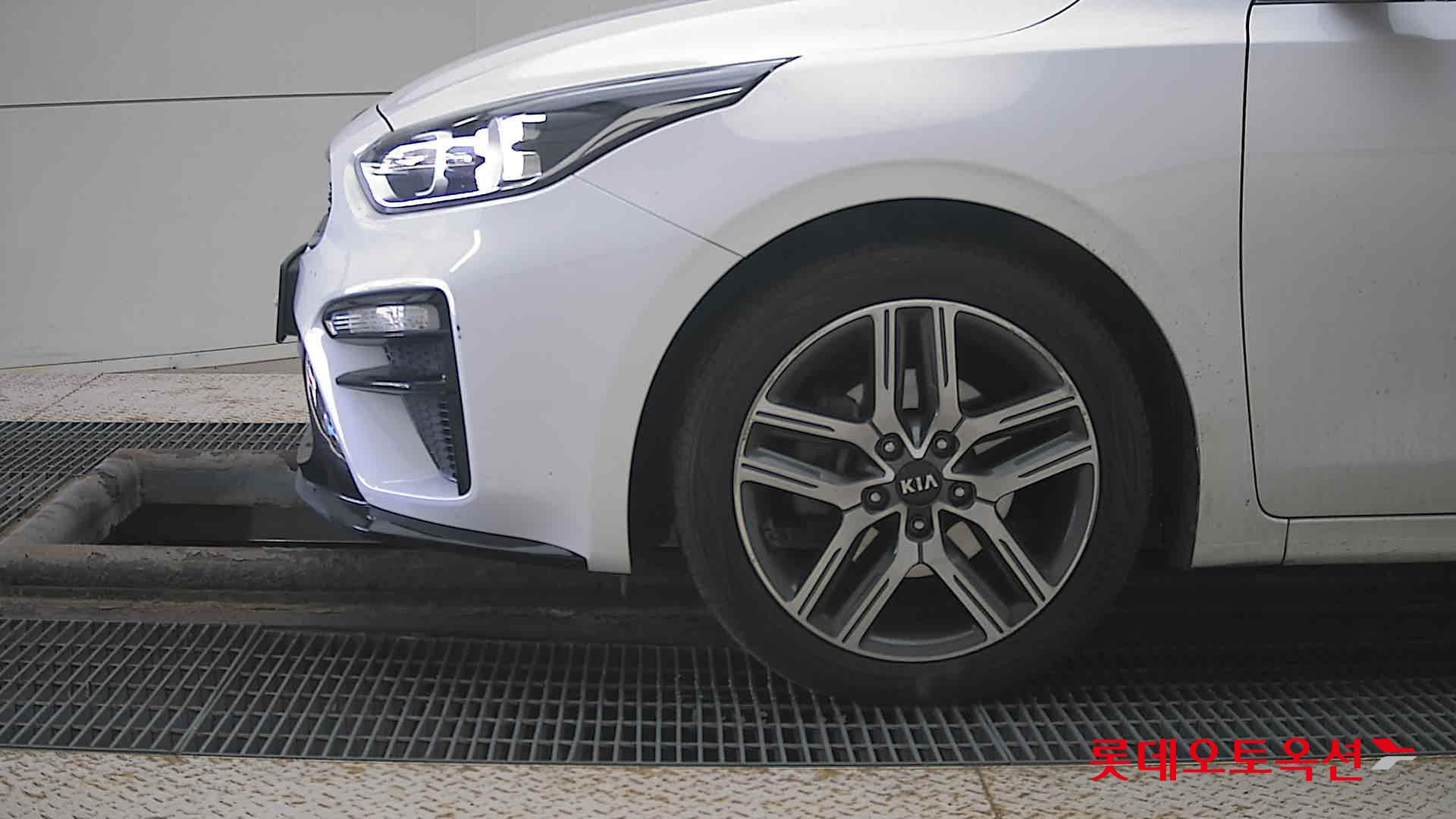 Kia K3 id 3628832 из Кореи 21