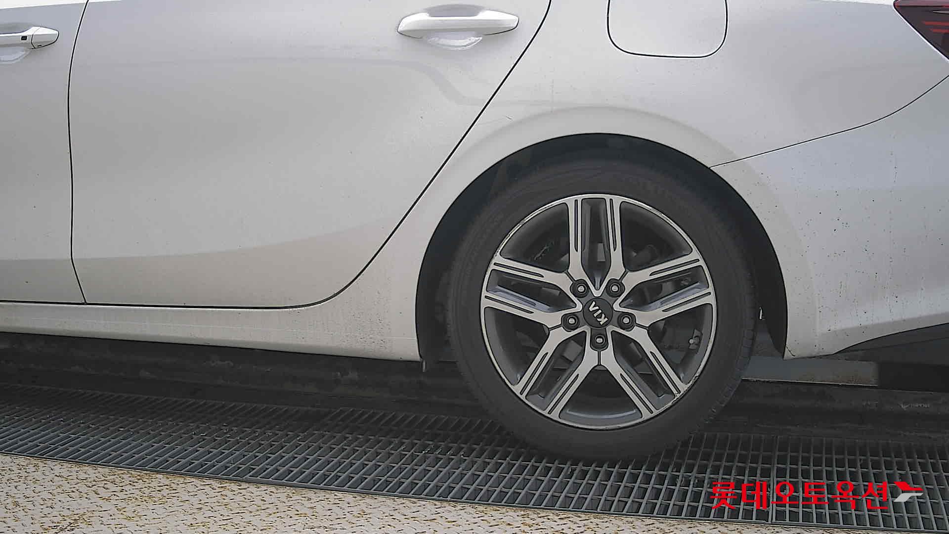 Kia K3 id 3628832 из Кореи 22