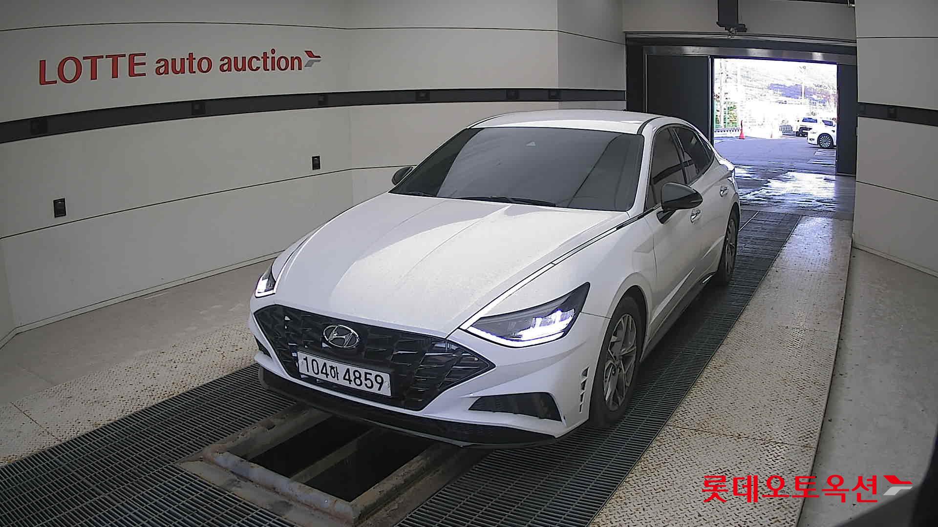 Hyundai Sonata 2021 White cream (optional) из Кореи