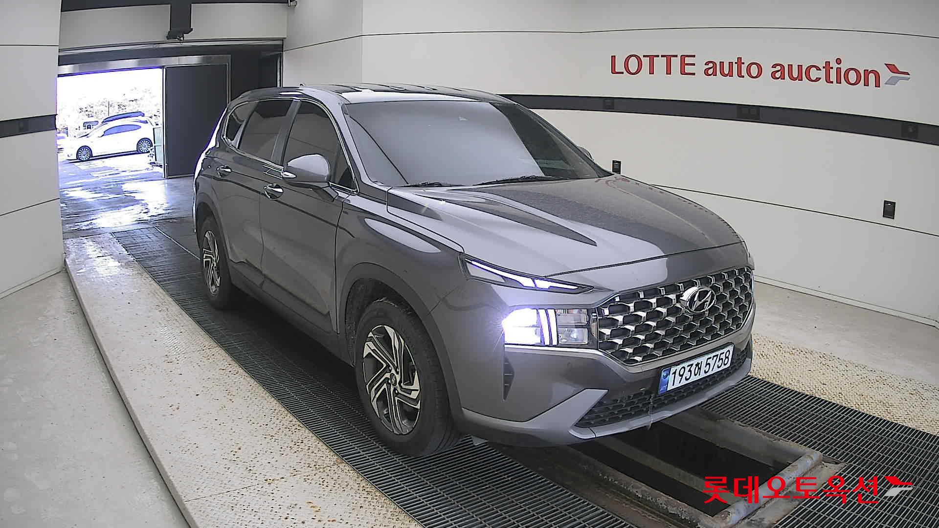 Hyundai Santa Fe 2022 Magnetic Grey Metallic из Кореи, фото 2