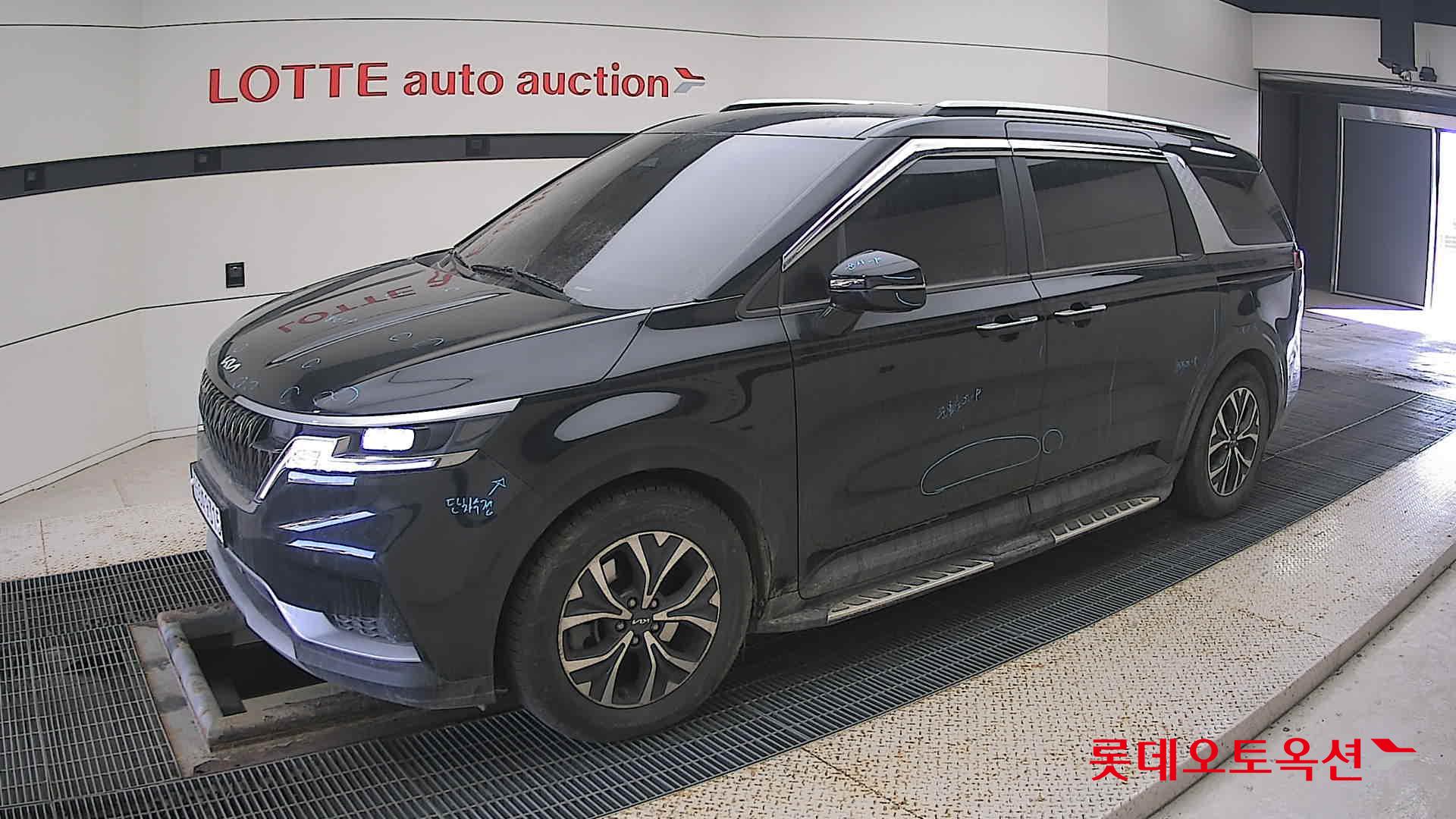 Kia Carnival id 3633651 из Кореи 13