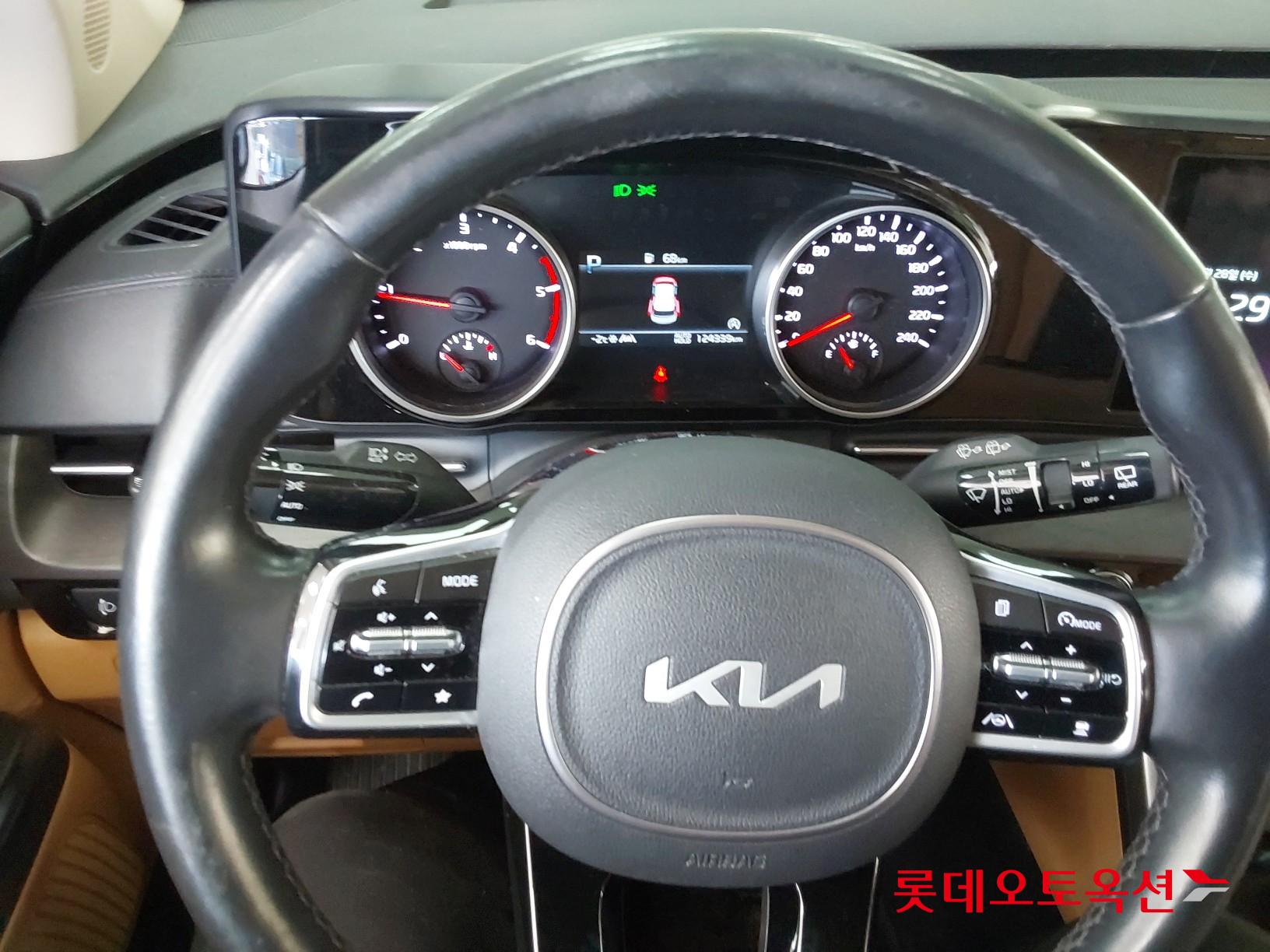 Kia Carnival id 3633651 из Кореи 29