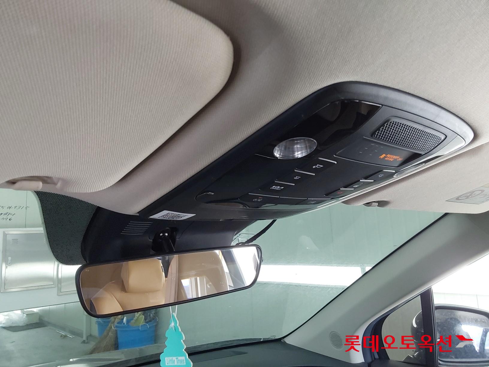 Kia Carnival id 3633651 из Кореи 30