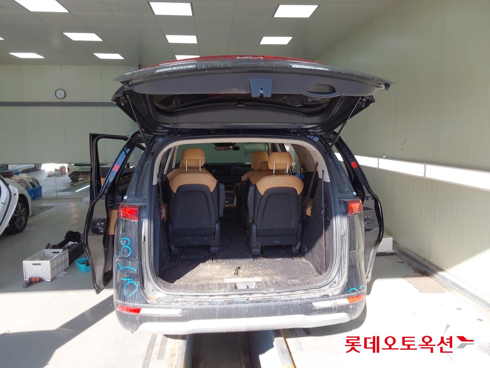 Kia Carnival id 3633651 из Кореи 37