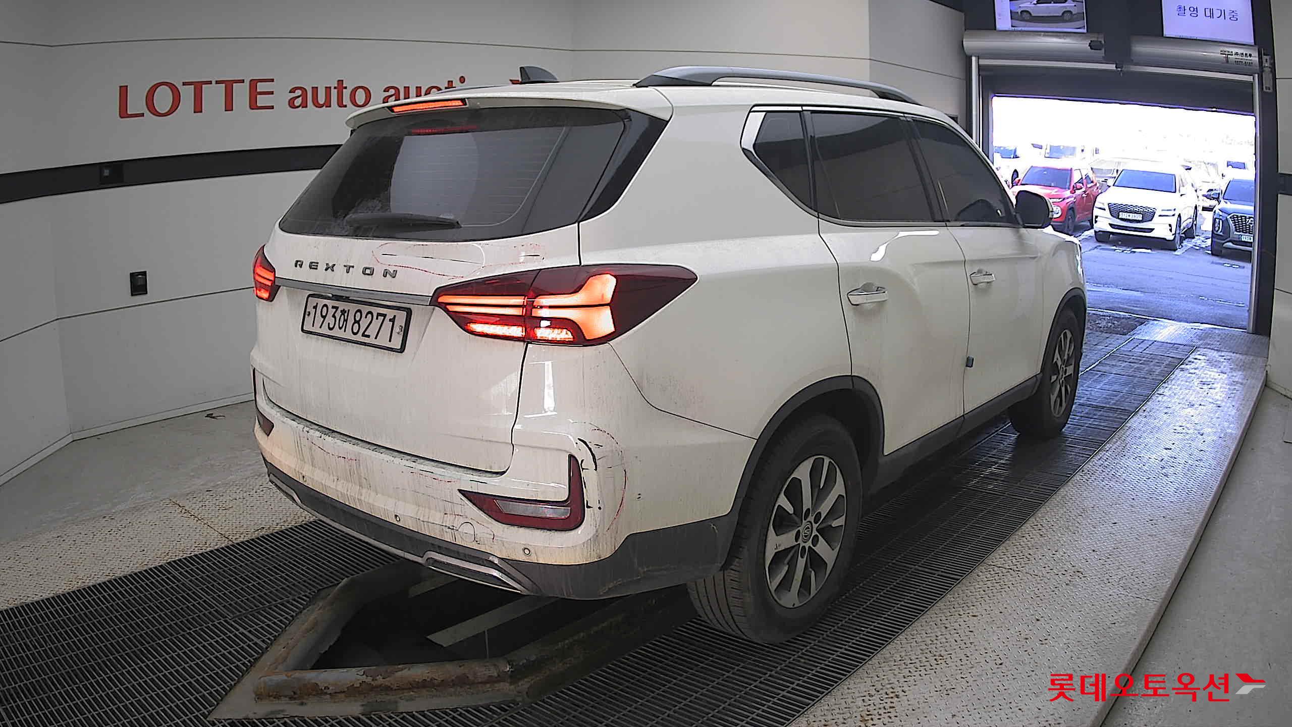 SsangYong Rexton 2023 Grand White из Кореи, фото 4