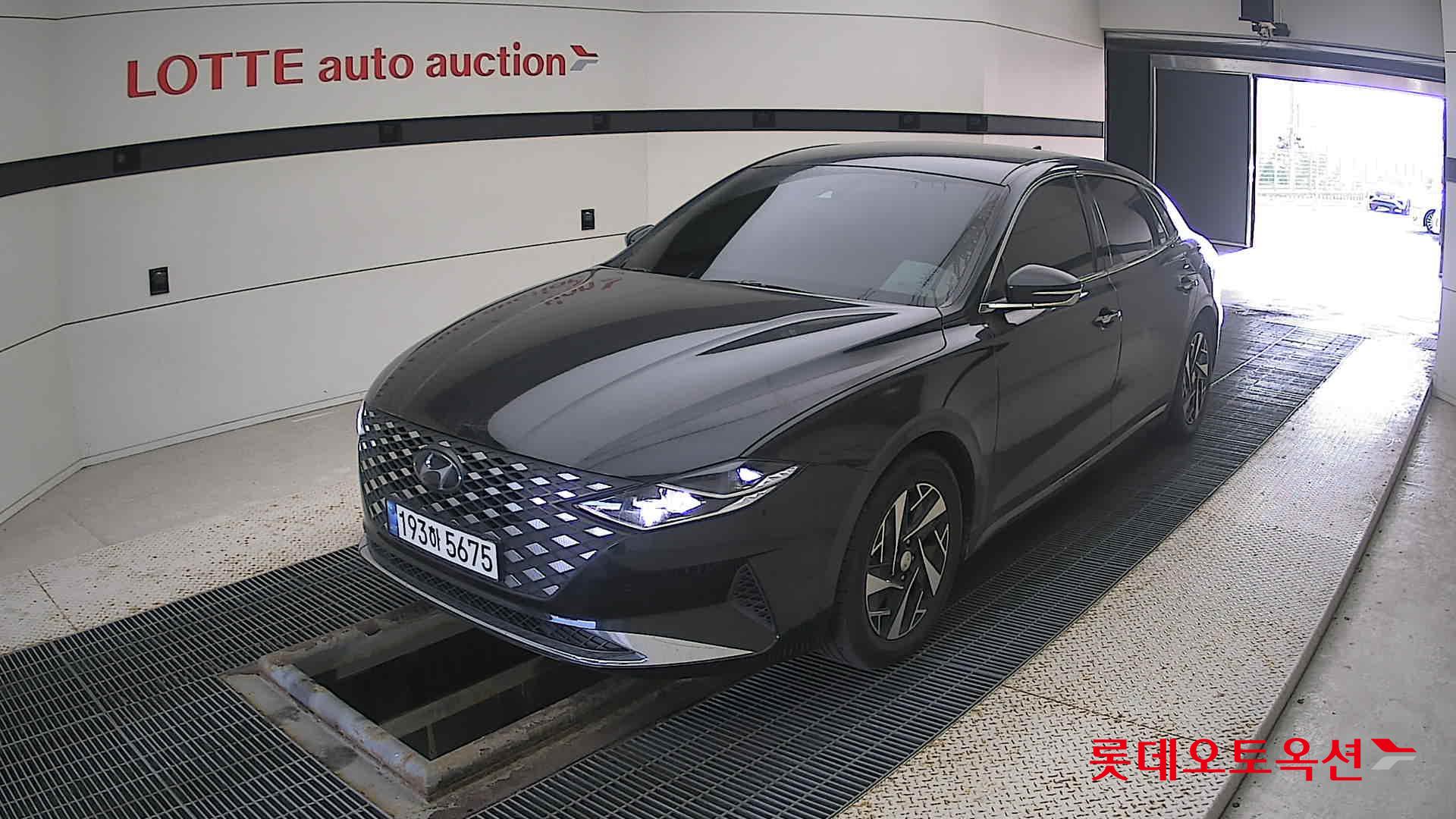 Hyundai Grandeur Hybrid id 3633555 из Кореи 14