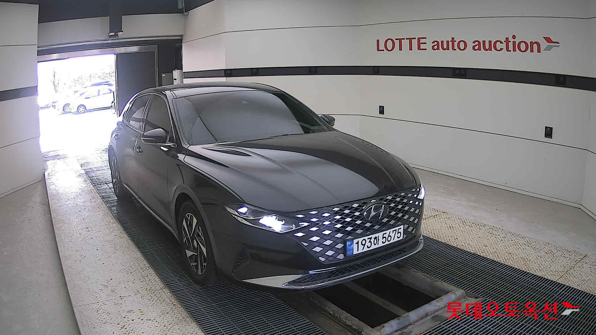 Hyundai Grandeur Hybrid id 3633555 из Кореи 15