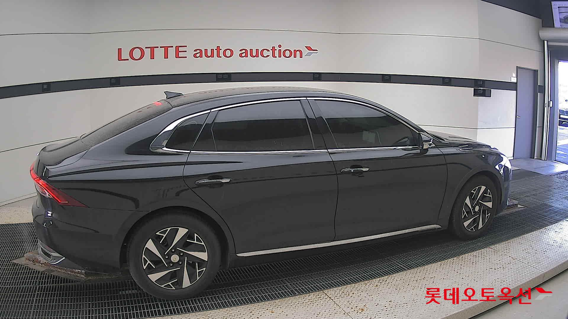 Hyundai Grandeur Hybrid id 3633555 из Кореи 18