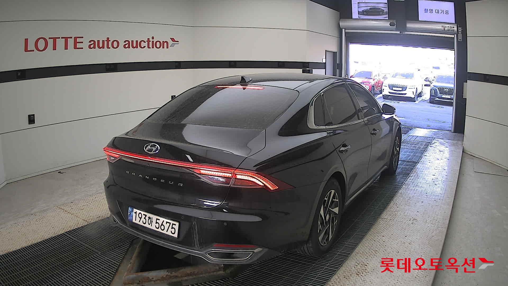 Hyundai Grandeur Hybrid id 3633555 из Кореи 20