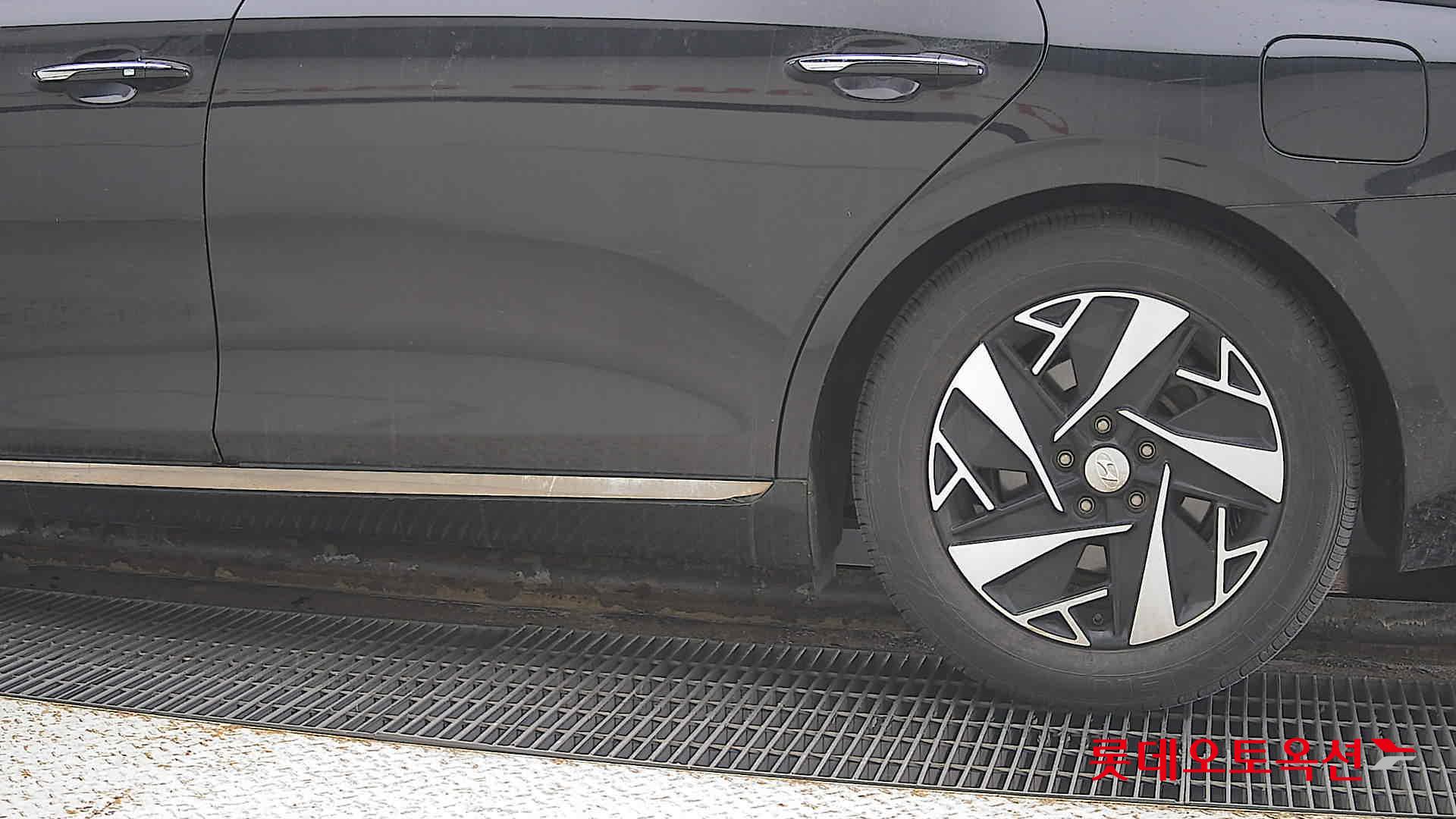 Hyundai Grandeur Hybrid id 3633555 из Кореи 22