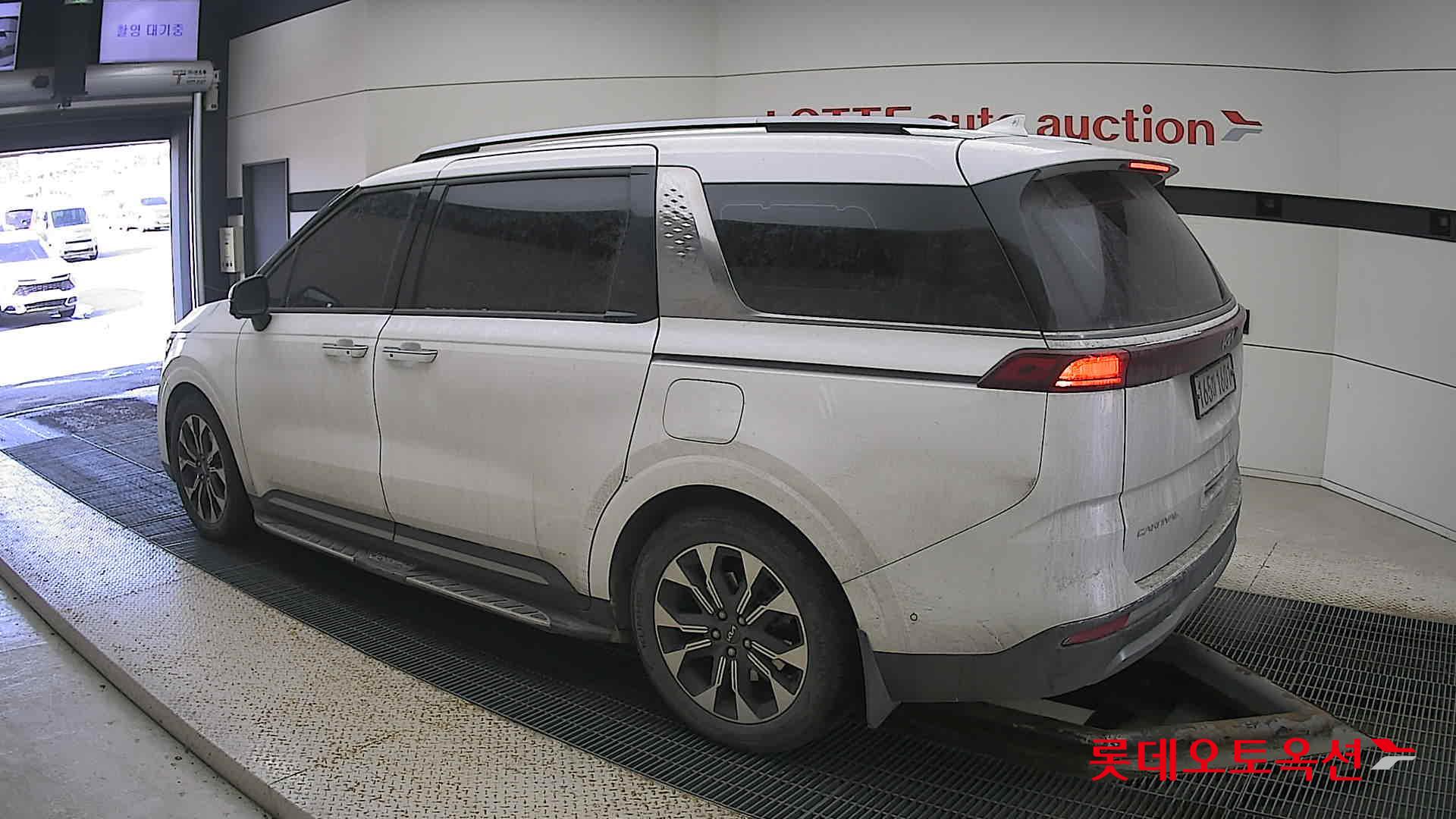 Kia Carnival Limousine id 3628768 из Кореи 10
