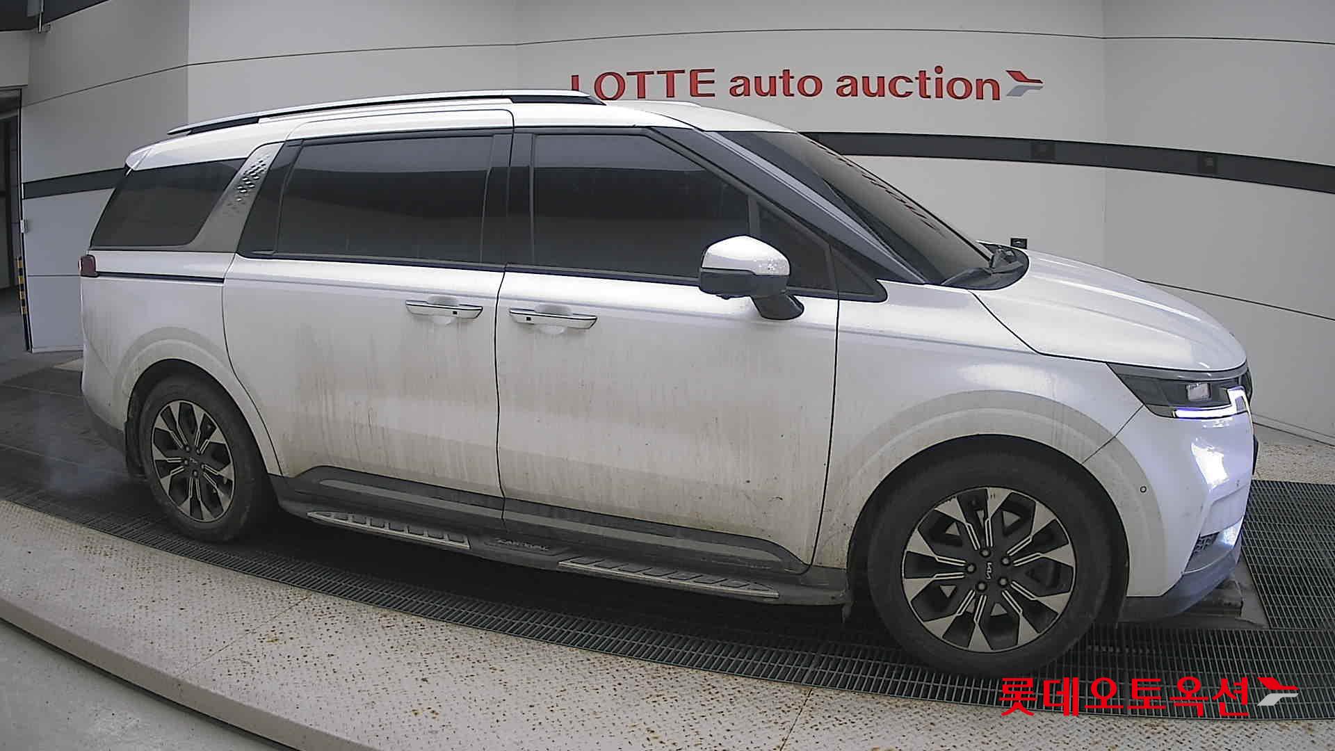 Kia Carnival Limousine id 3628768 из Кореи 17