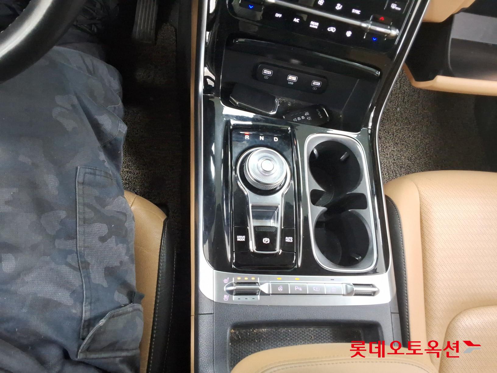 Kia Carnival Limousine id 3628768 из Кореи 31