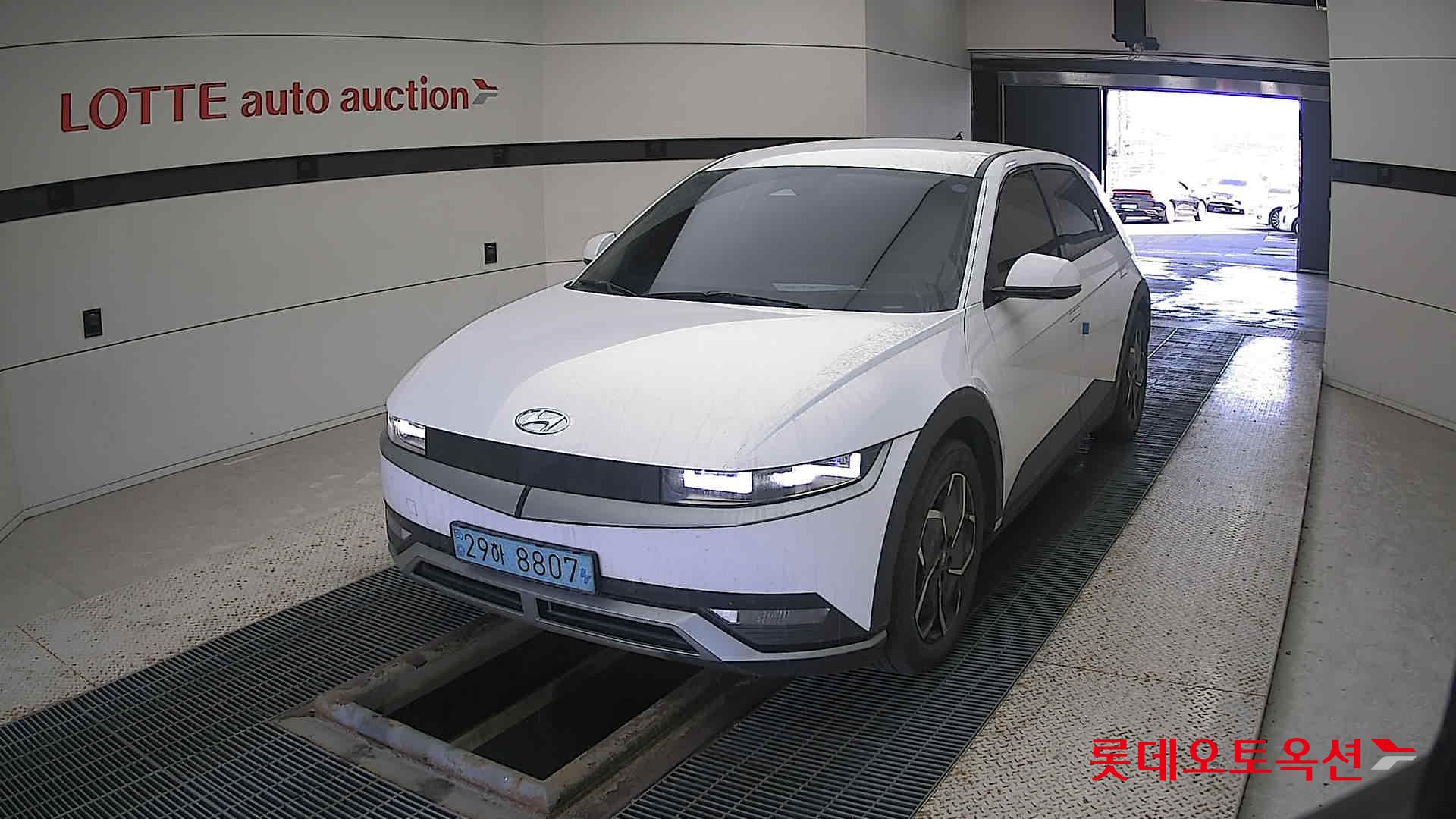 Hyundai IONIQ 5 2022 Atlas White из Кореи