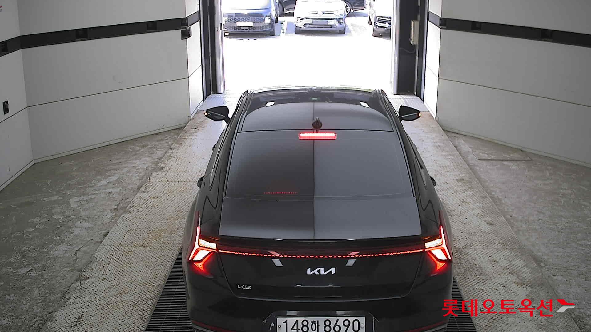 Kia K8 - 17