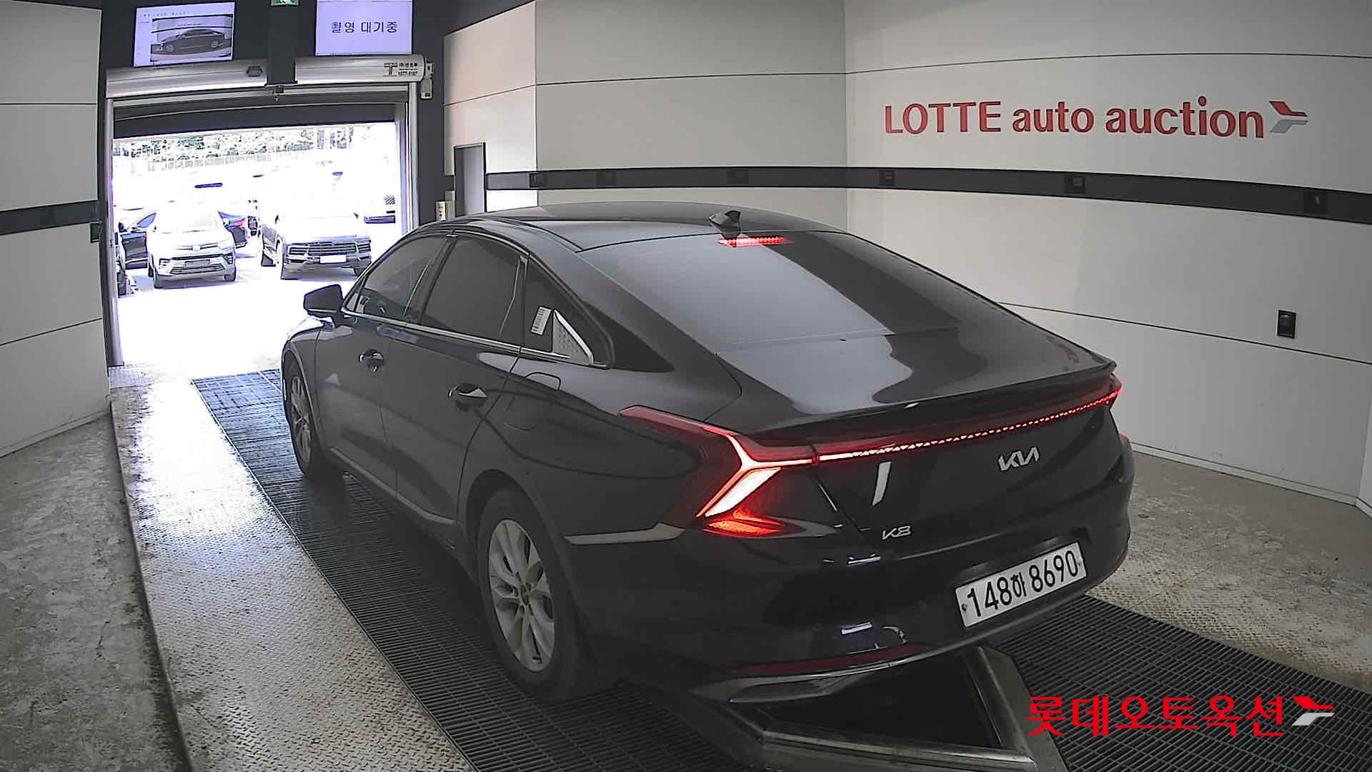 Kia K8 - 16