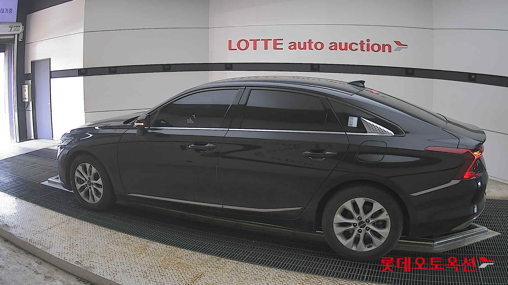 Kia K8 - 14