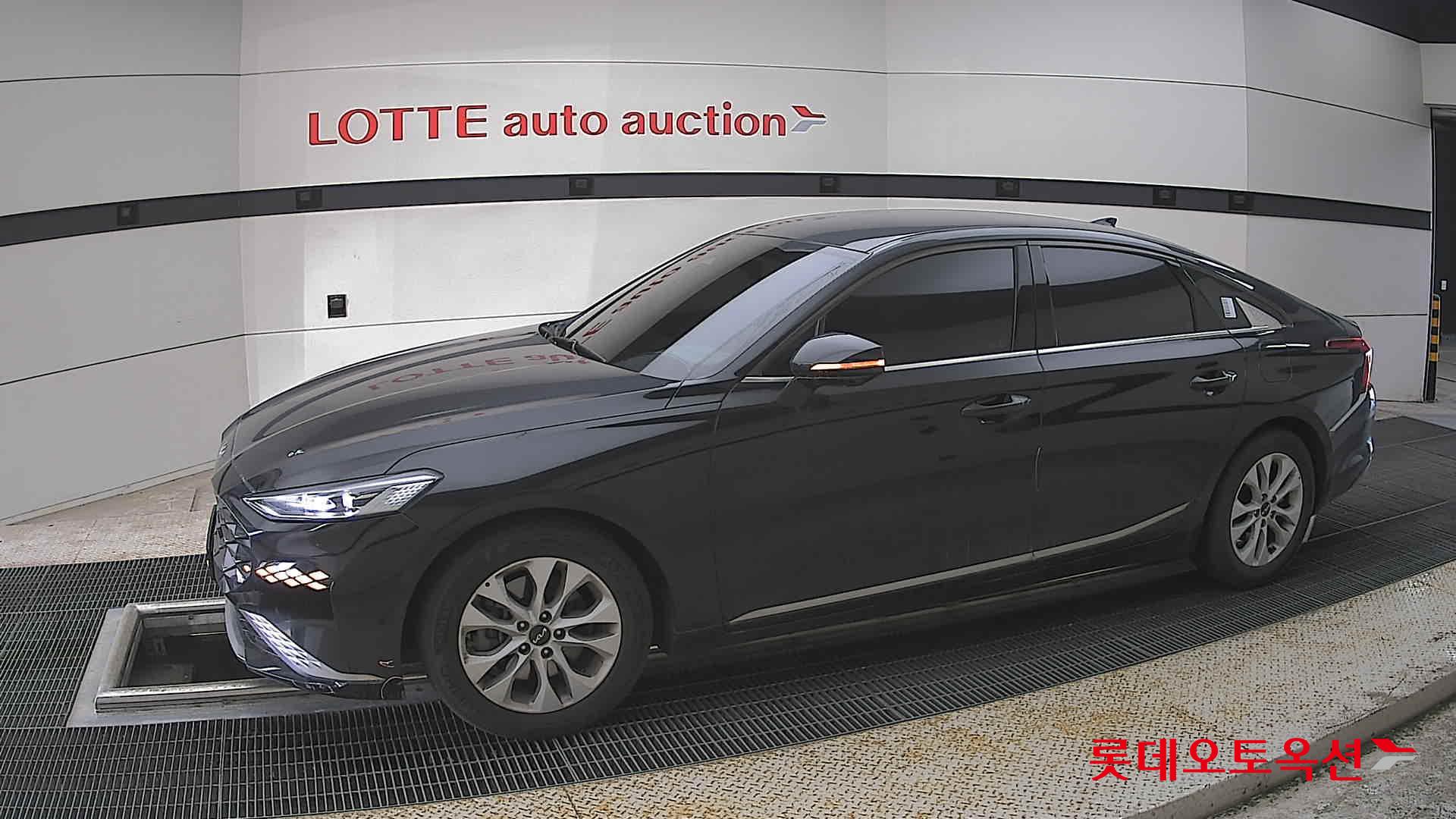 Kia K8 - 12