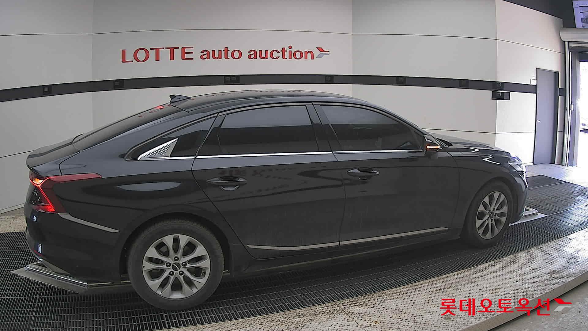 Kia K8 - 20