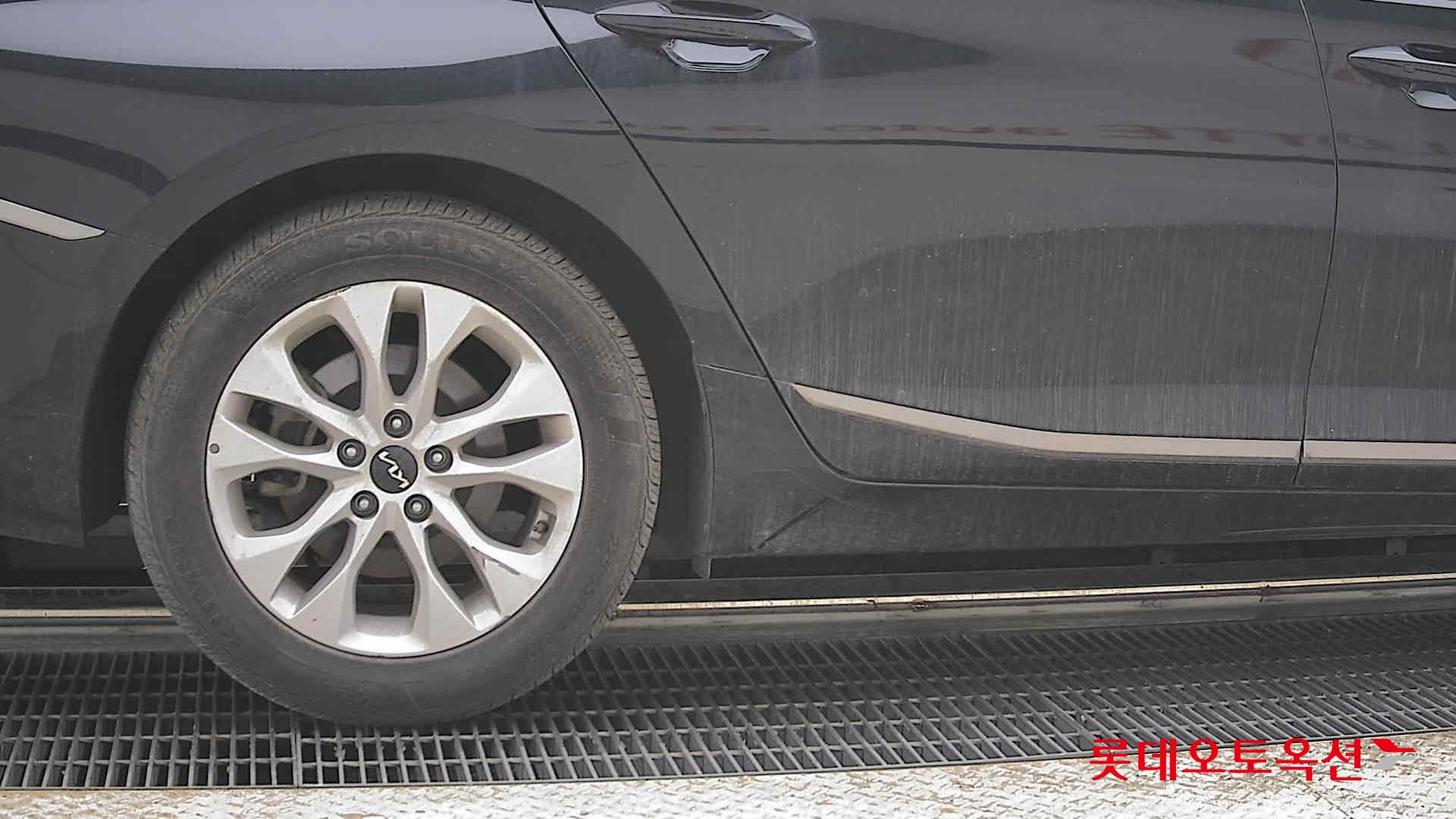 Kia K8 - 28