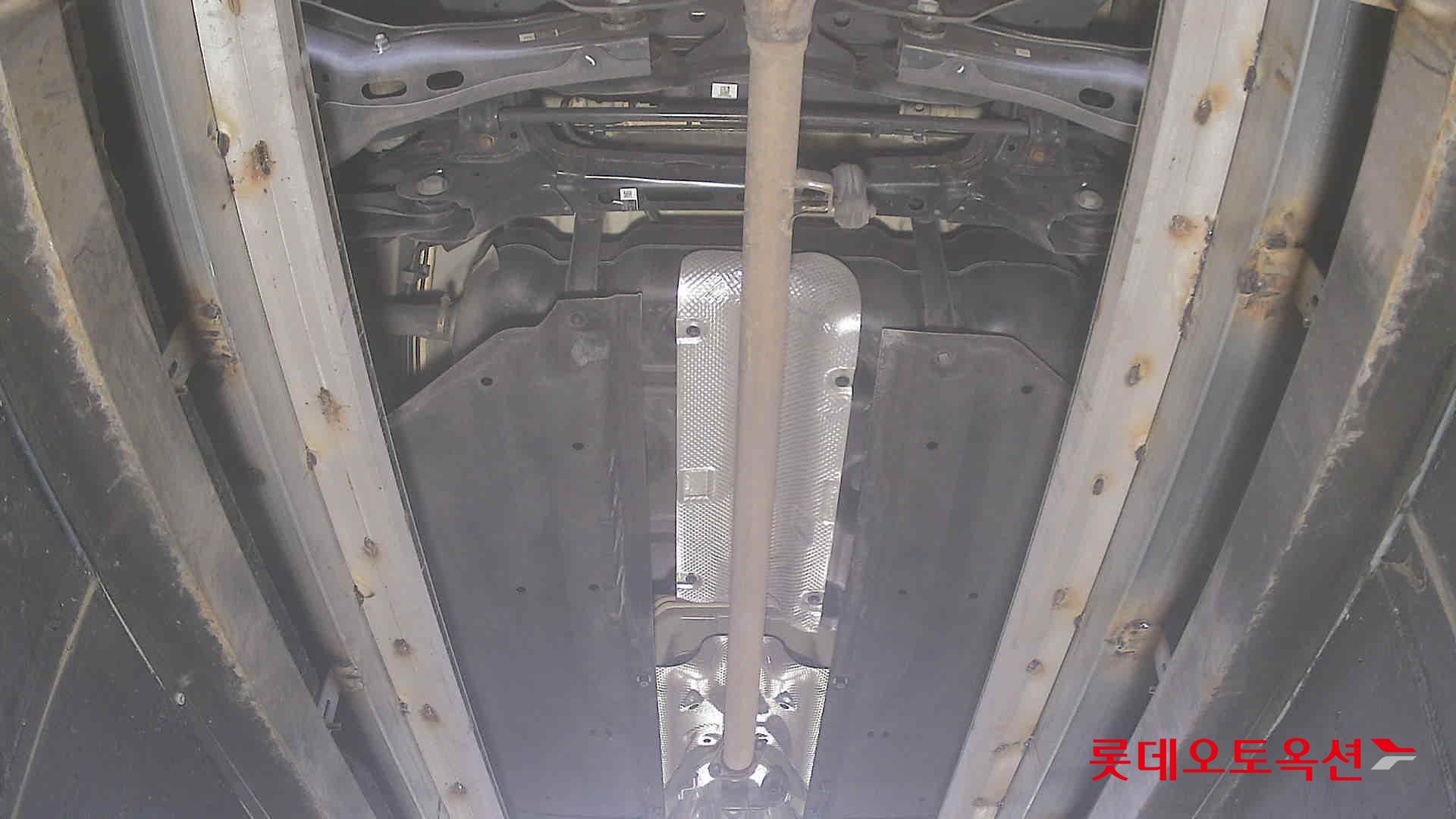 Kia K8 - 2