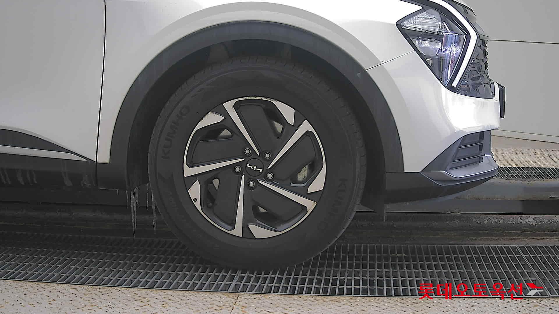 Kia Sportage Hybrid id 3628813 из Кореи 23