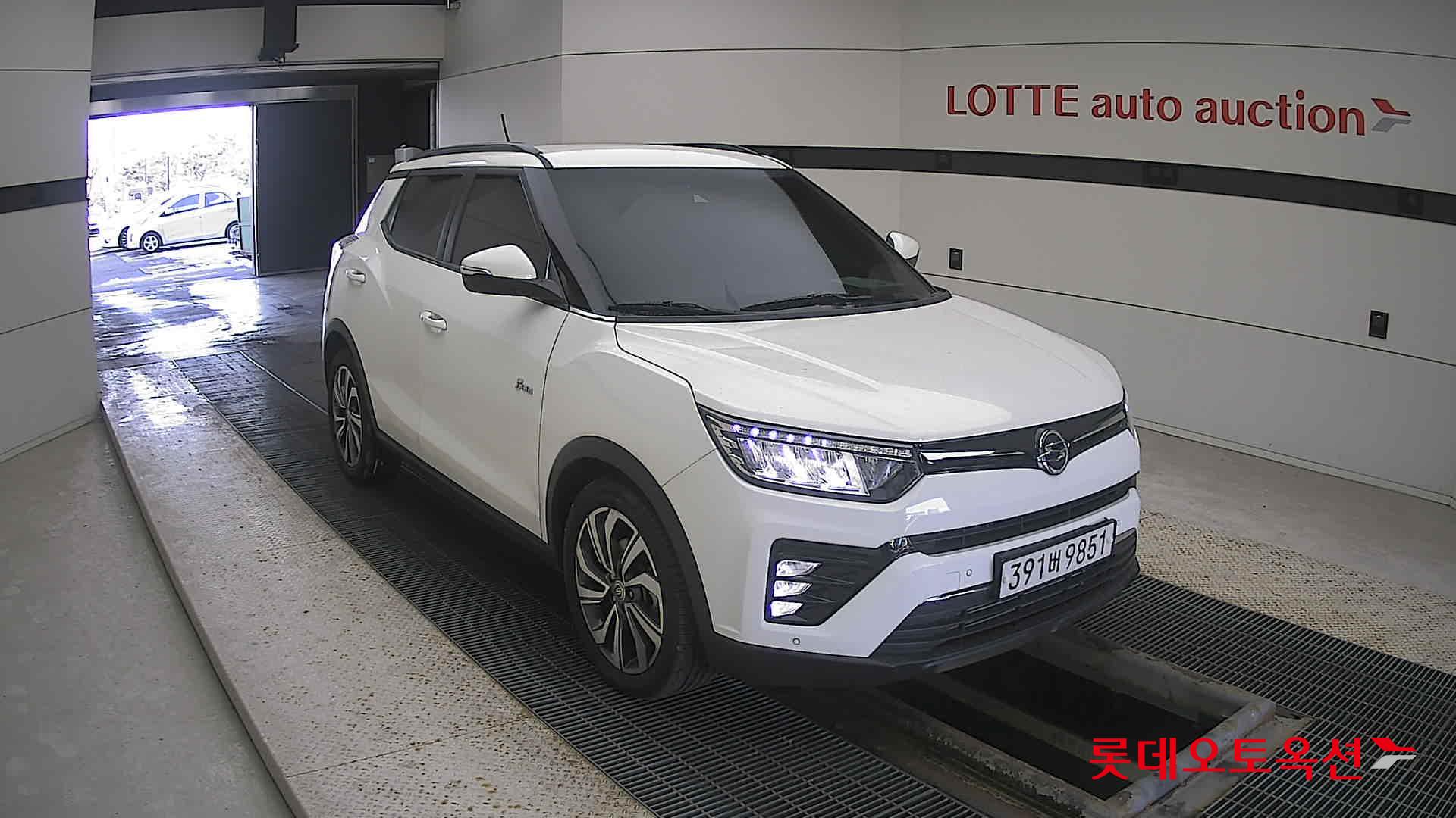 SsangYong Tivoli 2022 Grand White из Кореи, фото 2