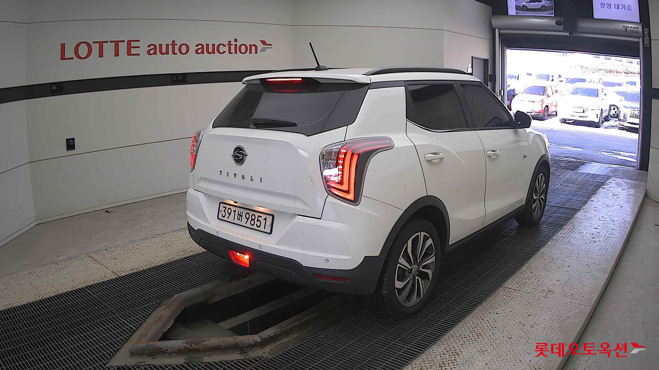 SsangYong Tivoli 2022 Grand White из Кореи, фото 4