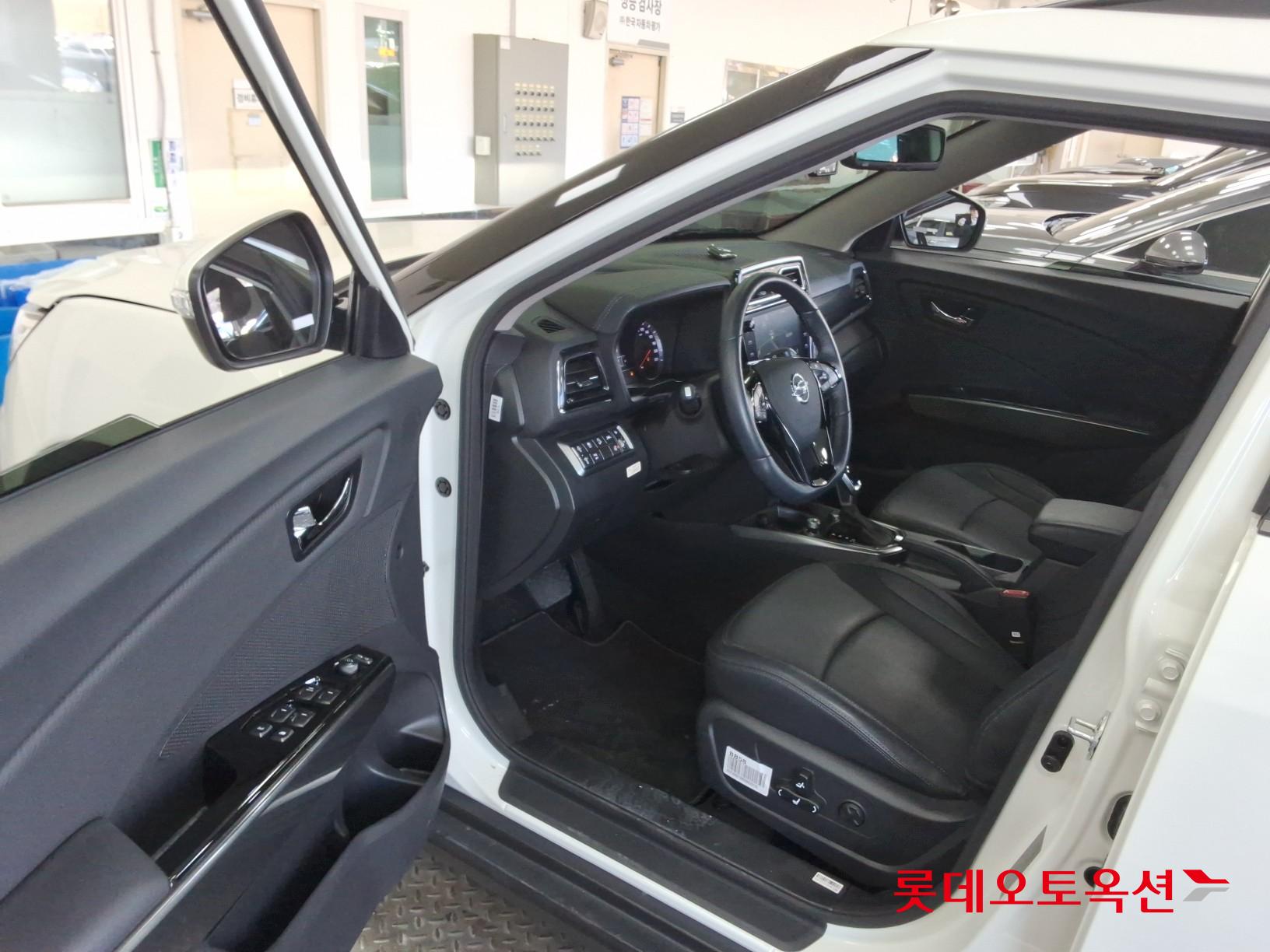 SsangYong Tivoli id 3628878 из Кореи 34