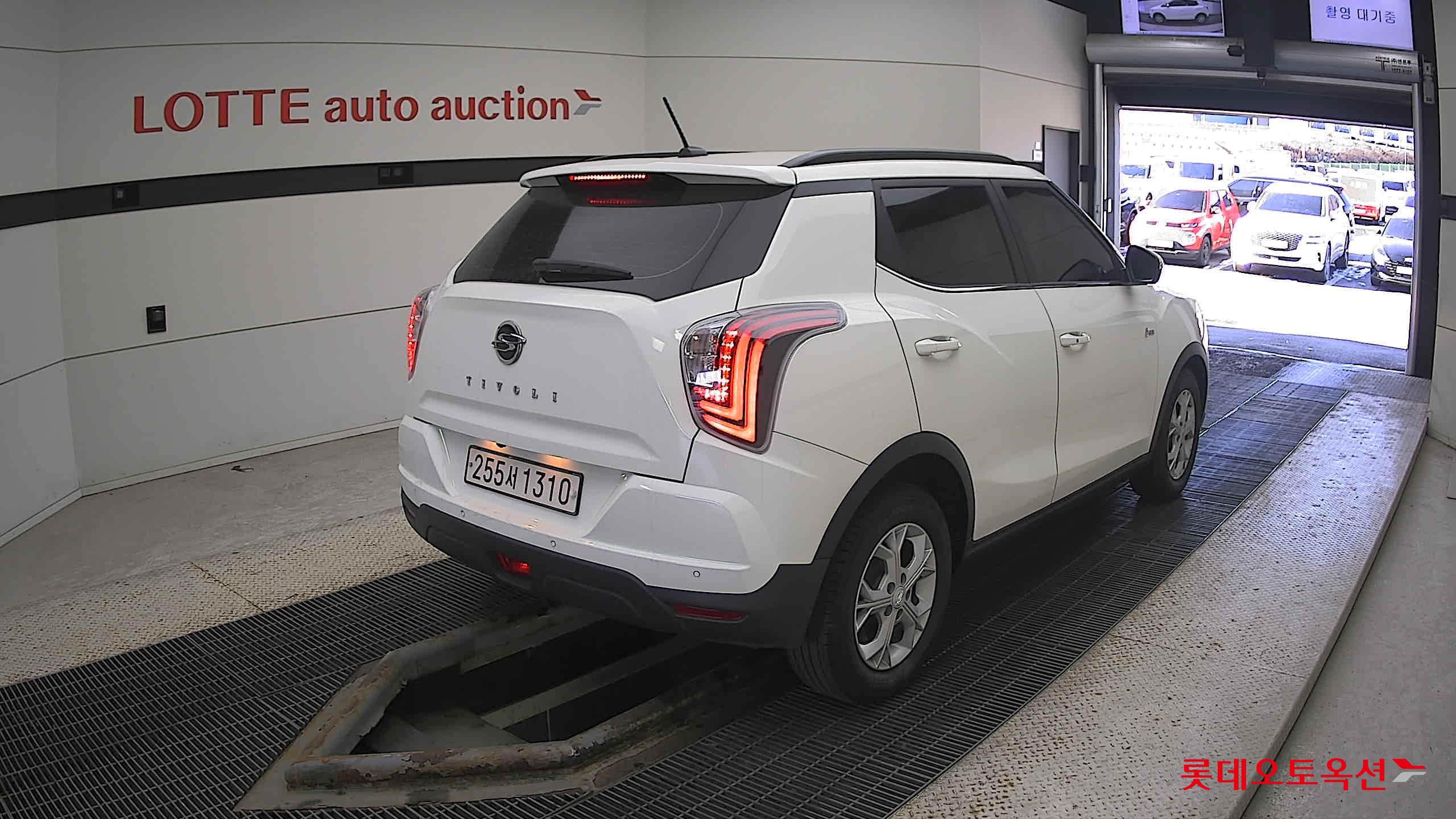 SsangYong Tivoli 2022 Grand White из Кореи, фото 4