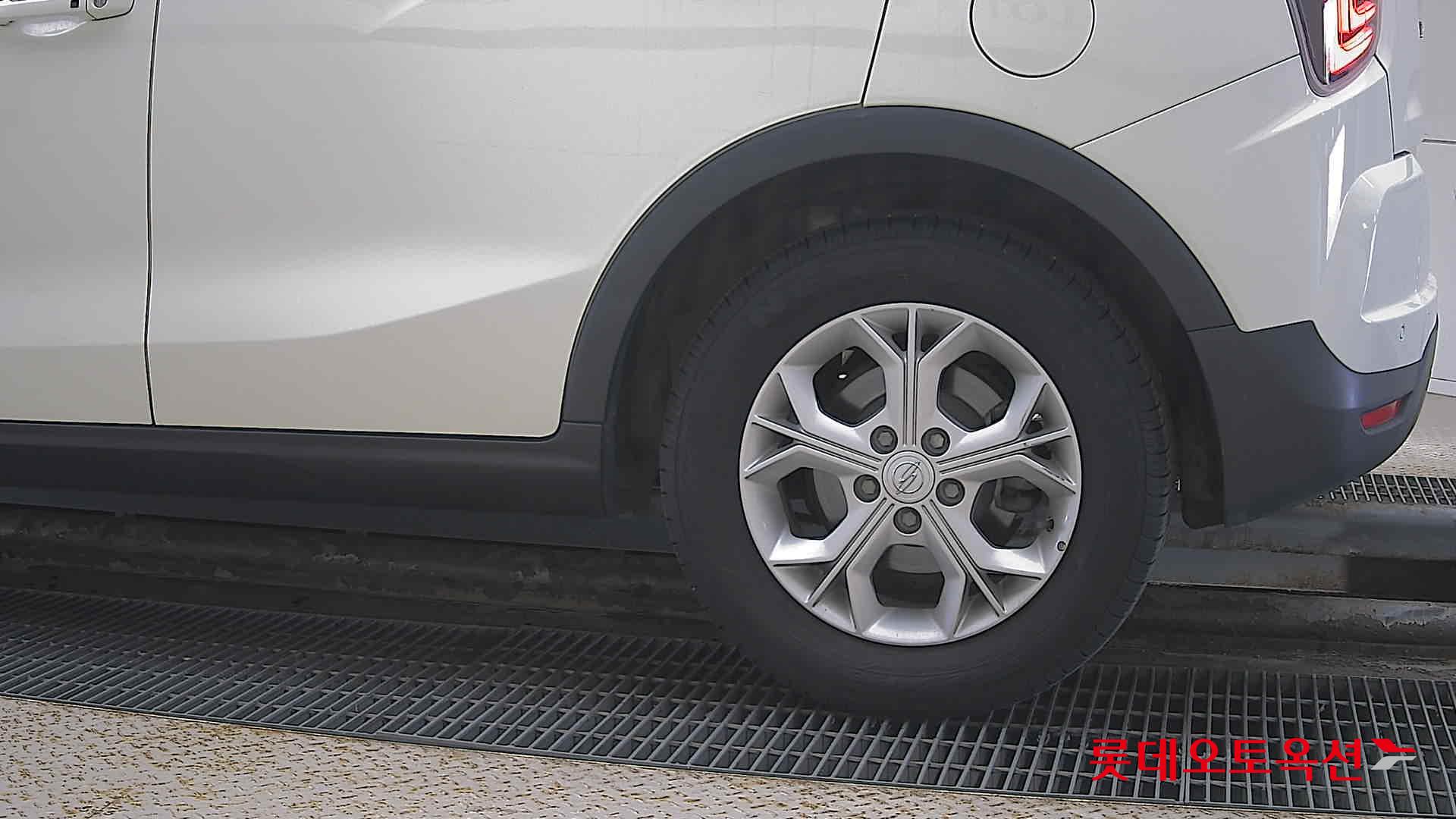 SsangYong Tivoli id 3633686 из Кореи 22