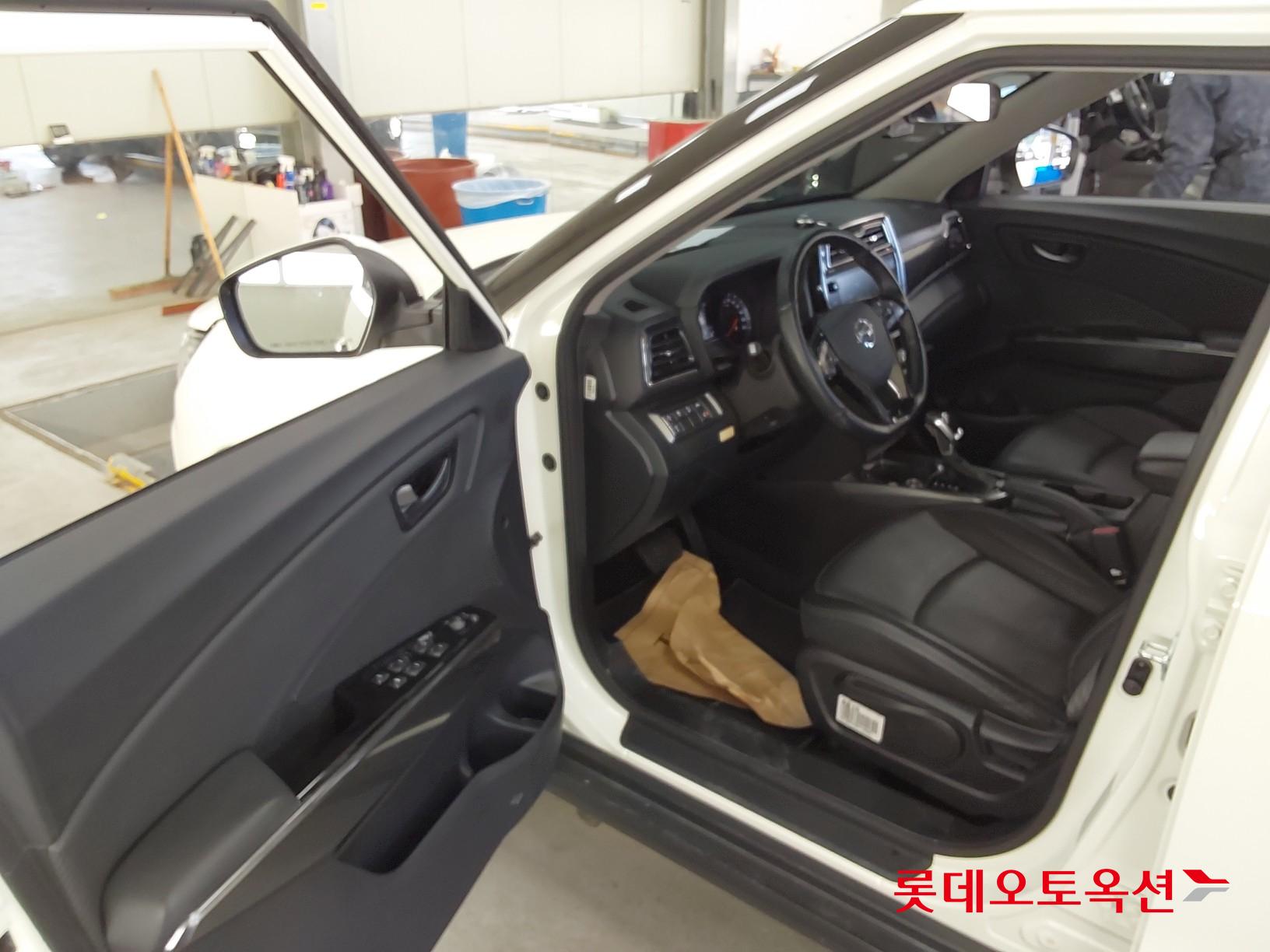 SsangYong Tivoli id 3633686 из Кореи 36