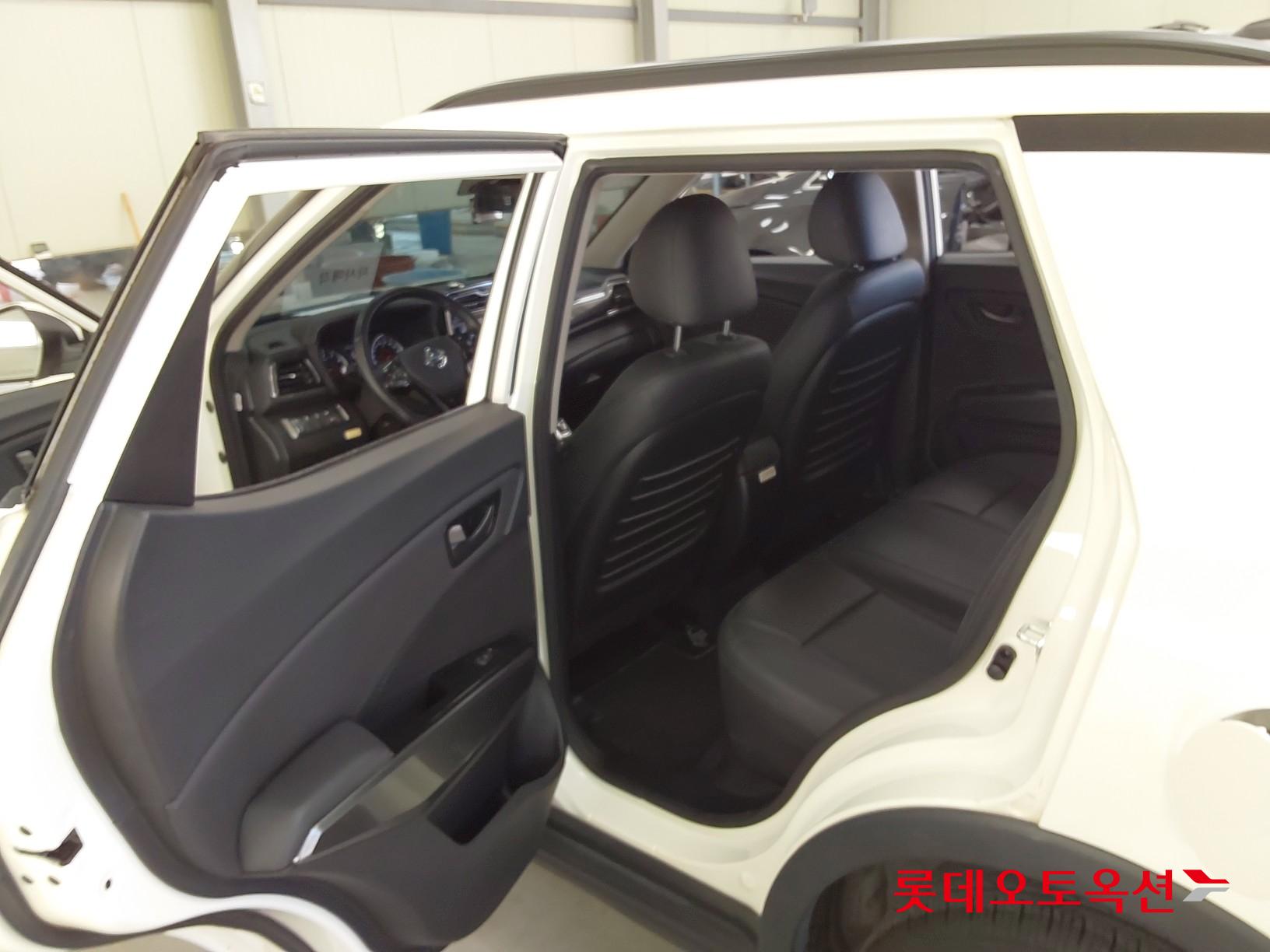 SsangYong Tivoli id 3633686 из Кореи 37