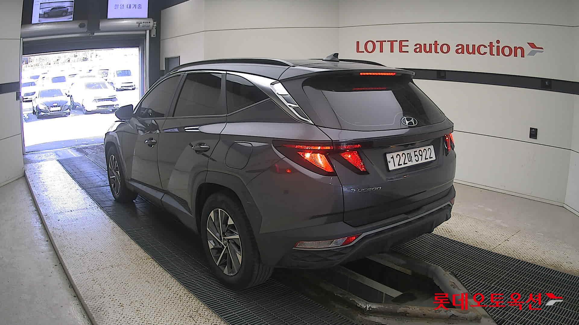Hyundai Tucson 2022 Titanium Grey Metallic из Кореи, фото 6