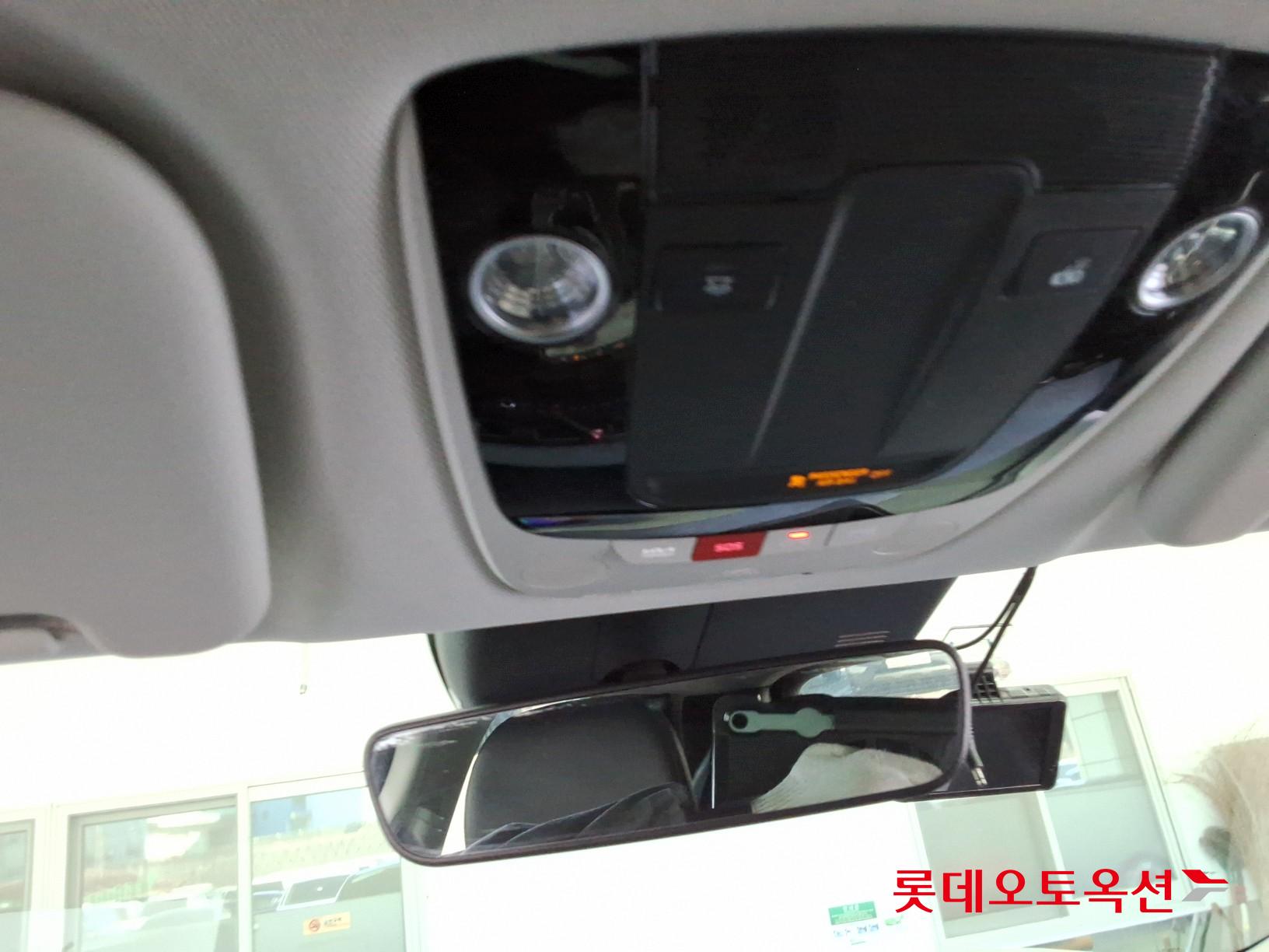 Kia EV6 id 3633623 из Кореи 33