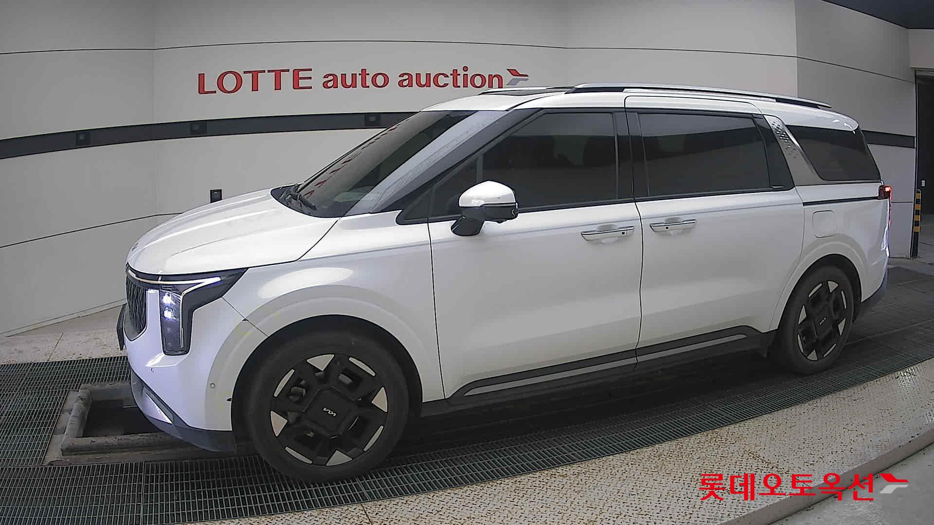 Kia Carnival Hybrid id 3633641 из Кореи 12