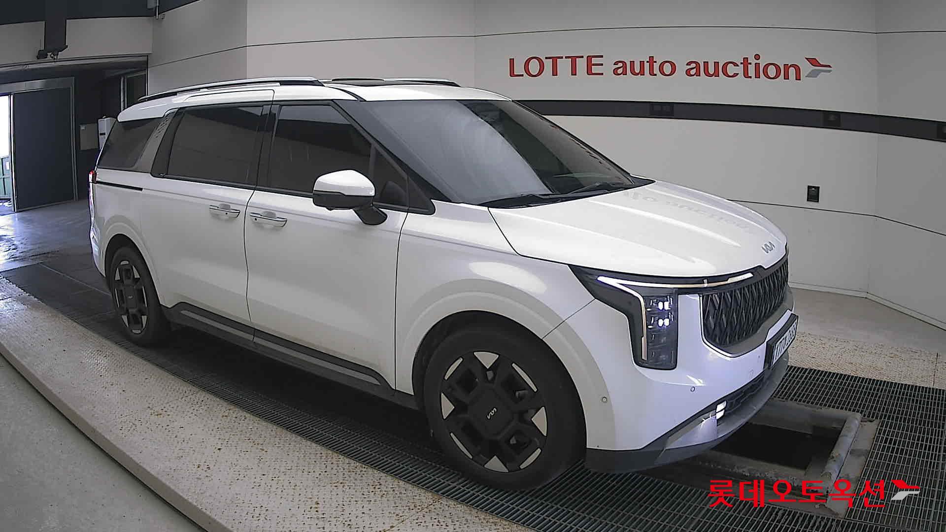 Kia Carnival Hybrid id 3633641 из Кореи 16